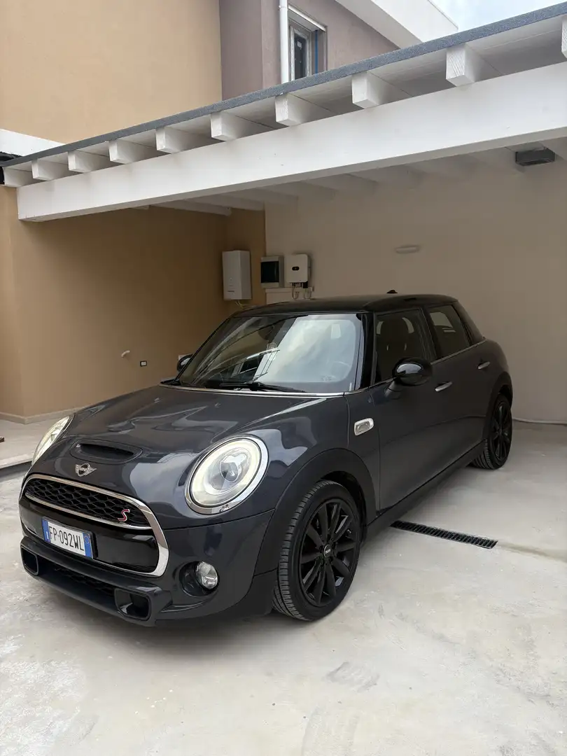 MINI Cooper SD 2.0 Hype 5p auto - 2