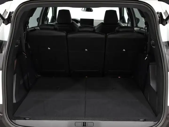 Peugeot 5008 Allure Pack BlueHDi S&S EAT8 2024, foto 11