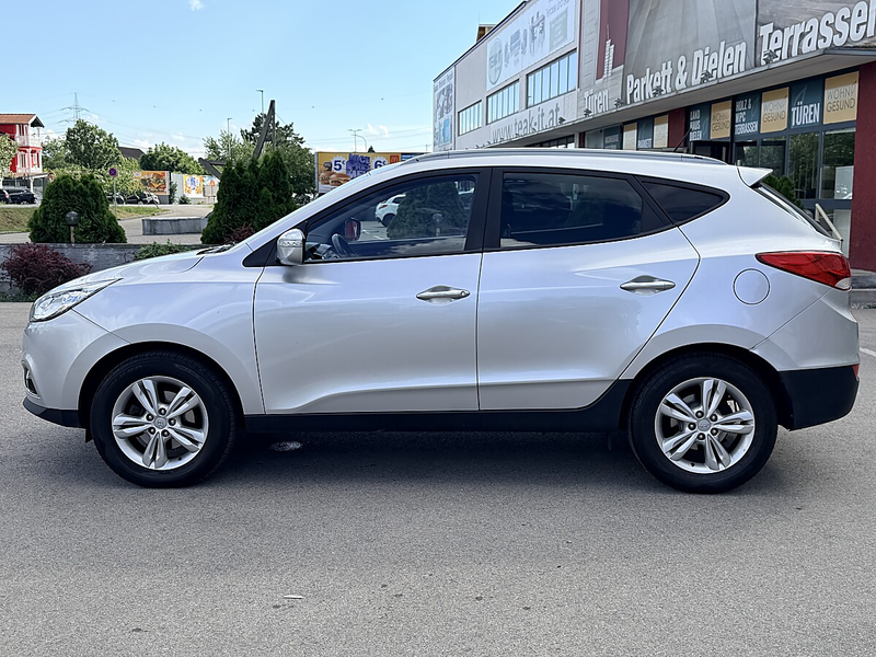 Hyundai iX35 2,0 CRDi Premium 4WD *Sehr gepflegt* — photo 4
