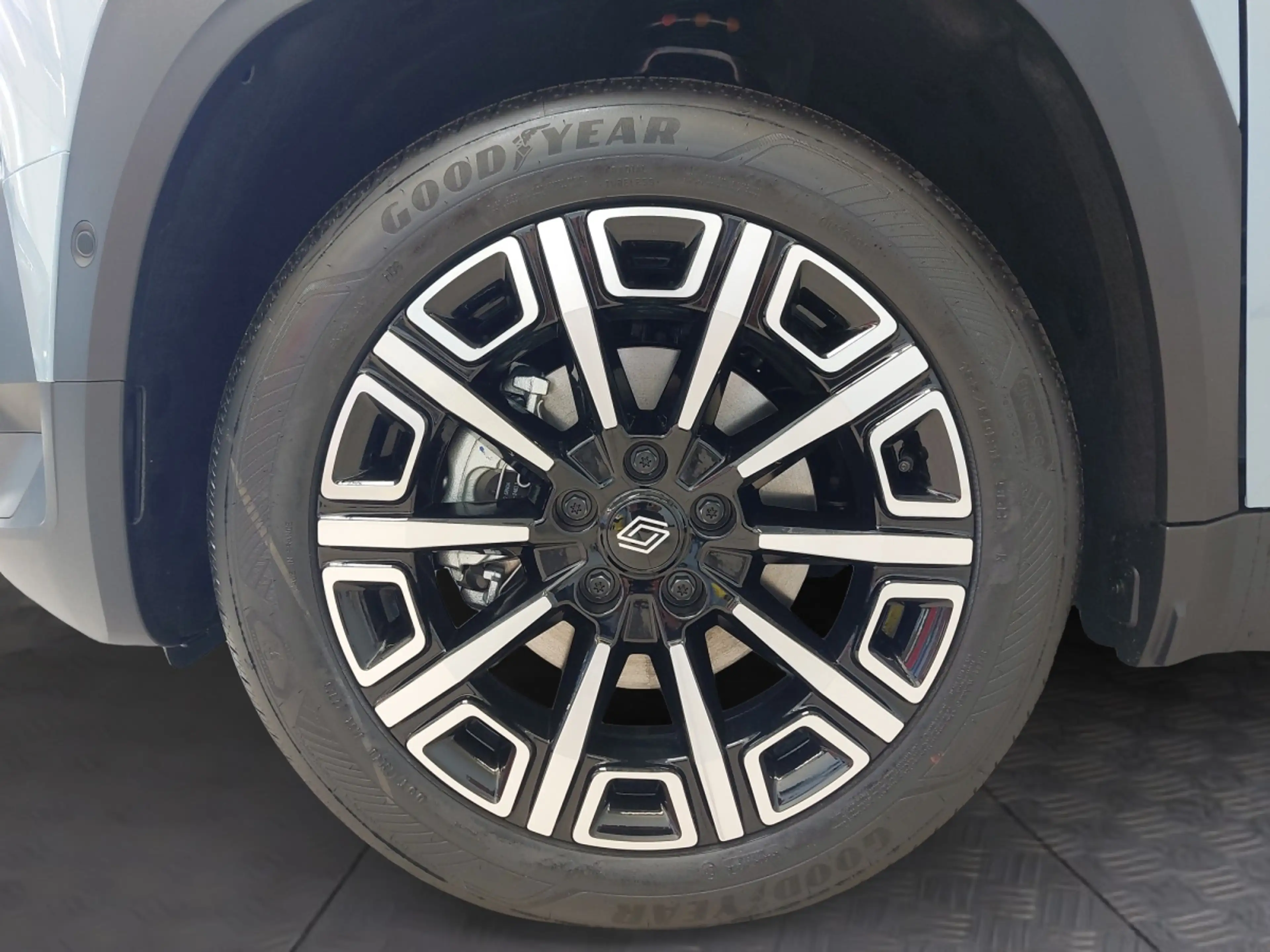 Renault R 4 E-Tech 150 PS 52kWh Comfort Range Iconic Plein Sud — photo 14
