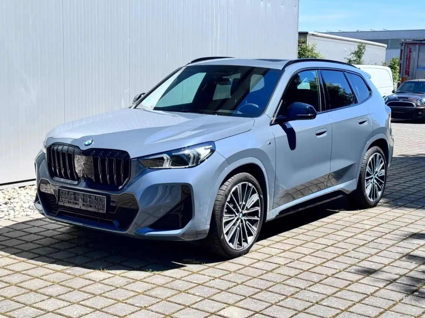 BMW X1 23 d xDrive M Sport Pano Tête haute Attelage Oro - 1