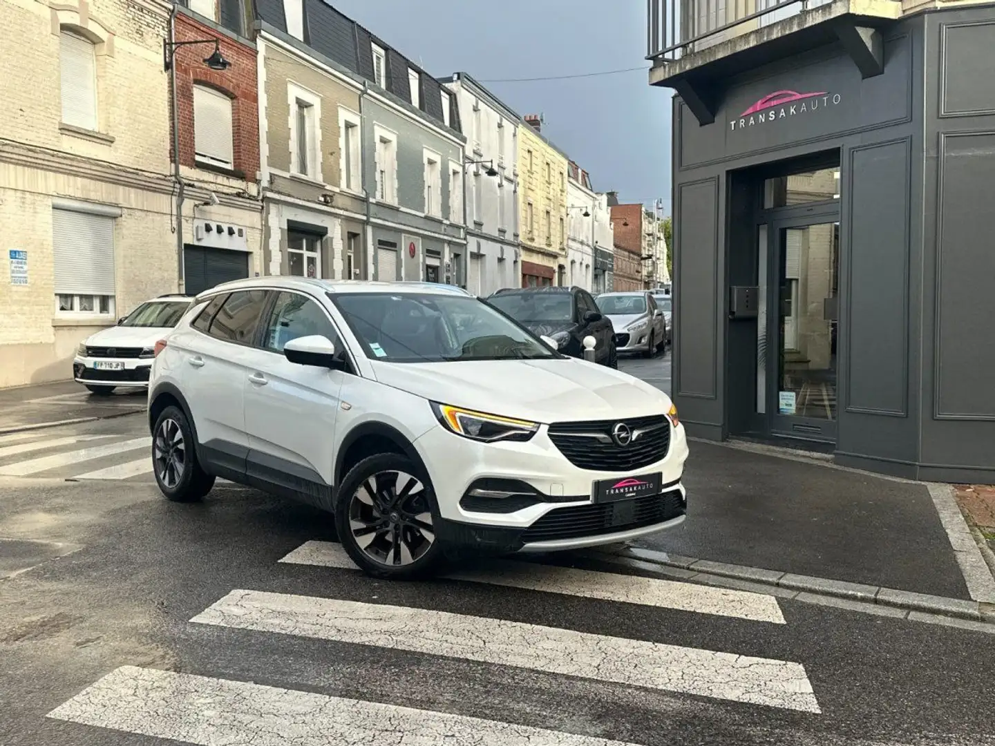 Opel Grandland X BUSINESS 1.2 Turbo 130 ch Elegance Business / ATTELAGE / CARPLAY Blanc - 1
