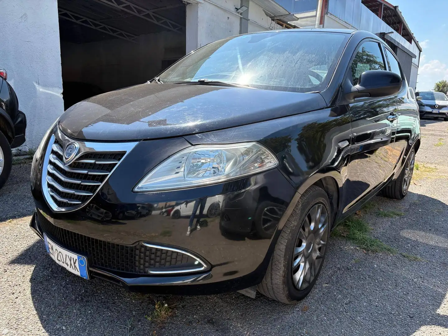 Lancia Ypsilon Ypsilon III 2011 1.2 8v Silver s/c.traz.,esp s Nero - 1