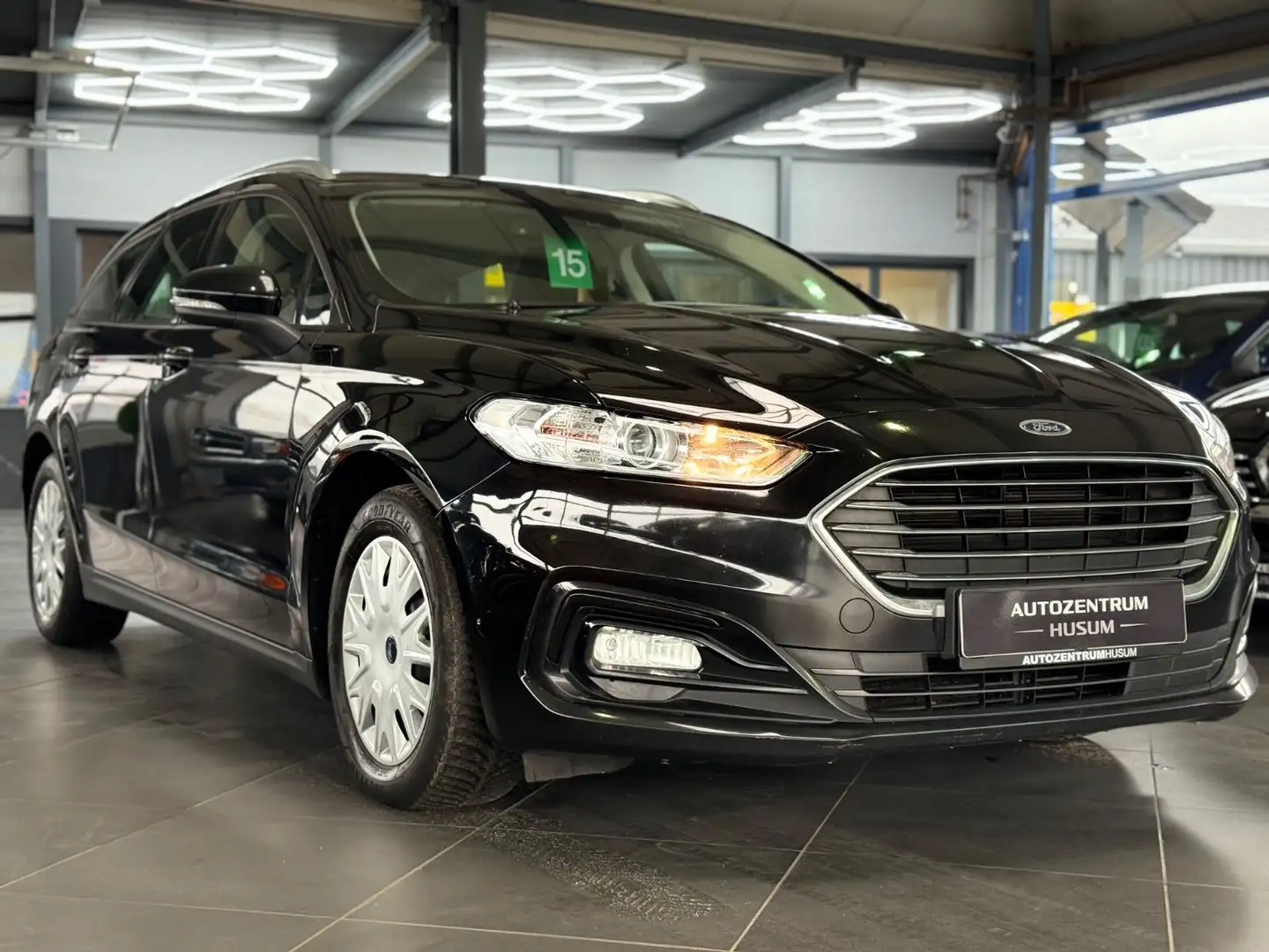 Ford Mondeo Turnier Trend*HU/AU NEU* Schwarz - 1