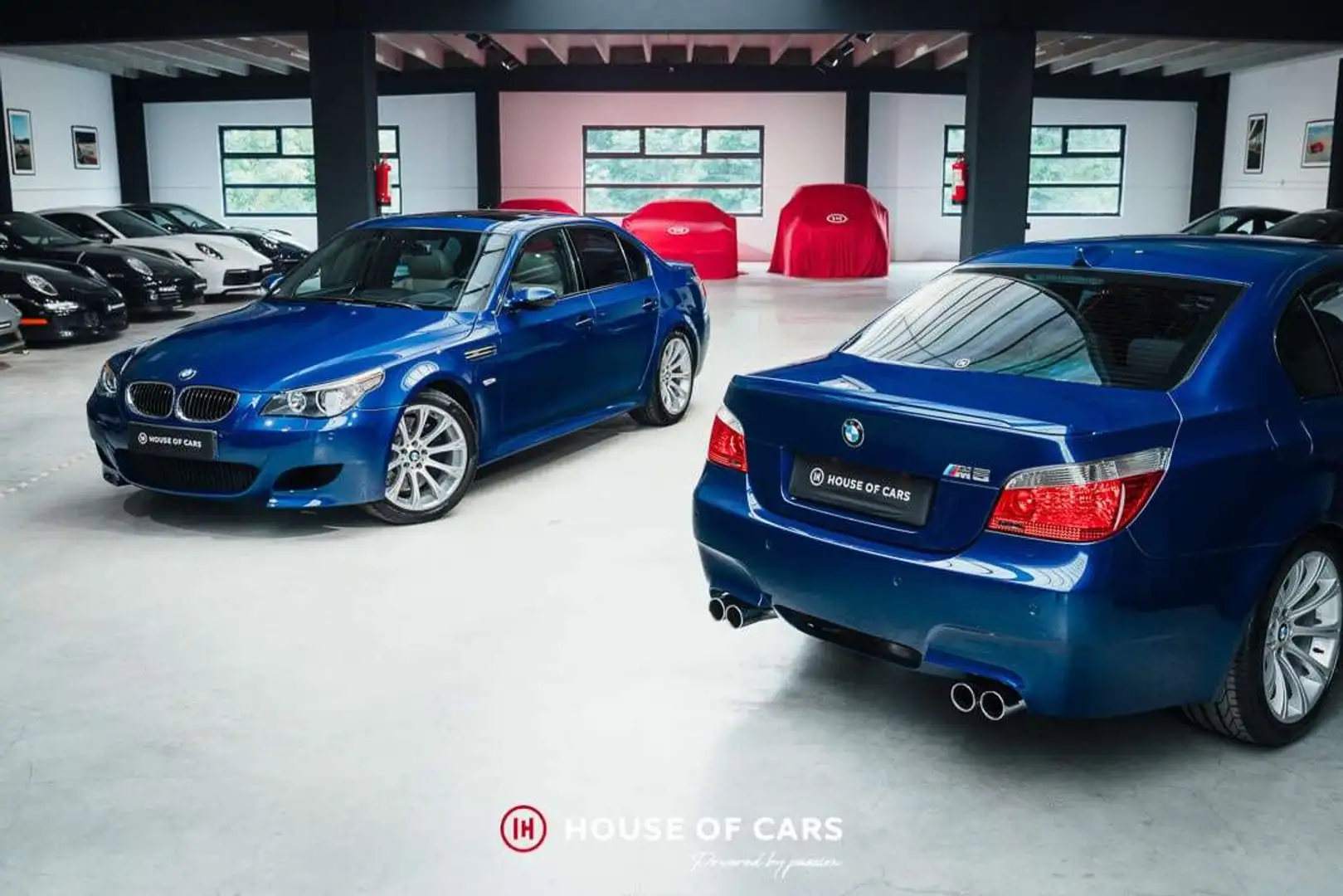 BMW M5 SEDAN (E60) FULL BMW HISTORY - COLLECTOR Bleu - 1