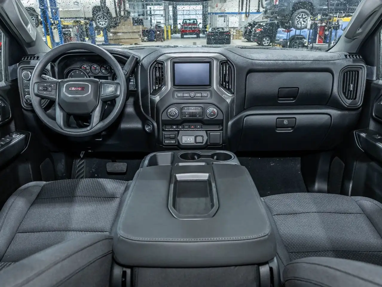 GMC Sierra 2500HD снимка GMC Sierra 2500HD