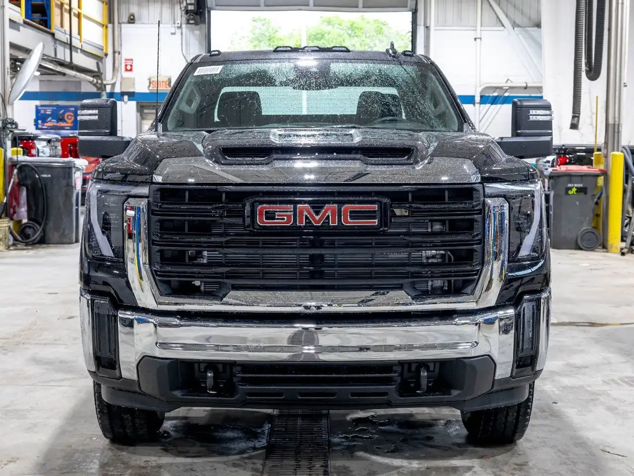 GMC Sierra 2500HD снимка GMC Sierra 2500HD