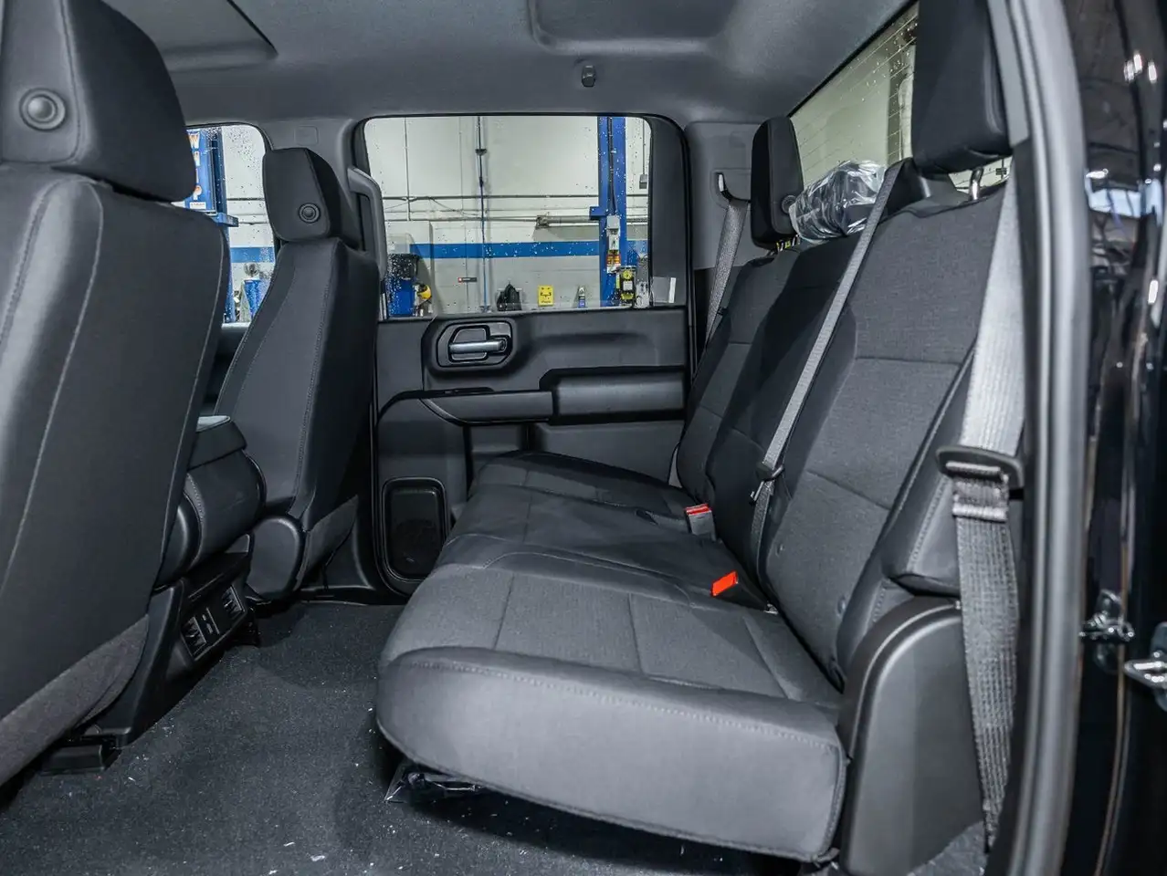 GMC Sierra 2500HD снимка GMC Sierra 2500HD