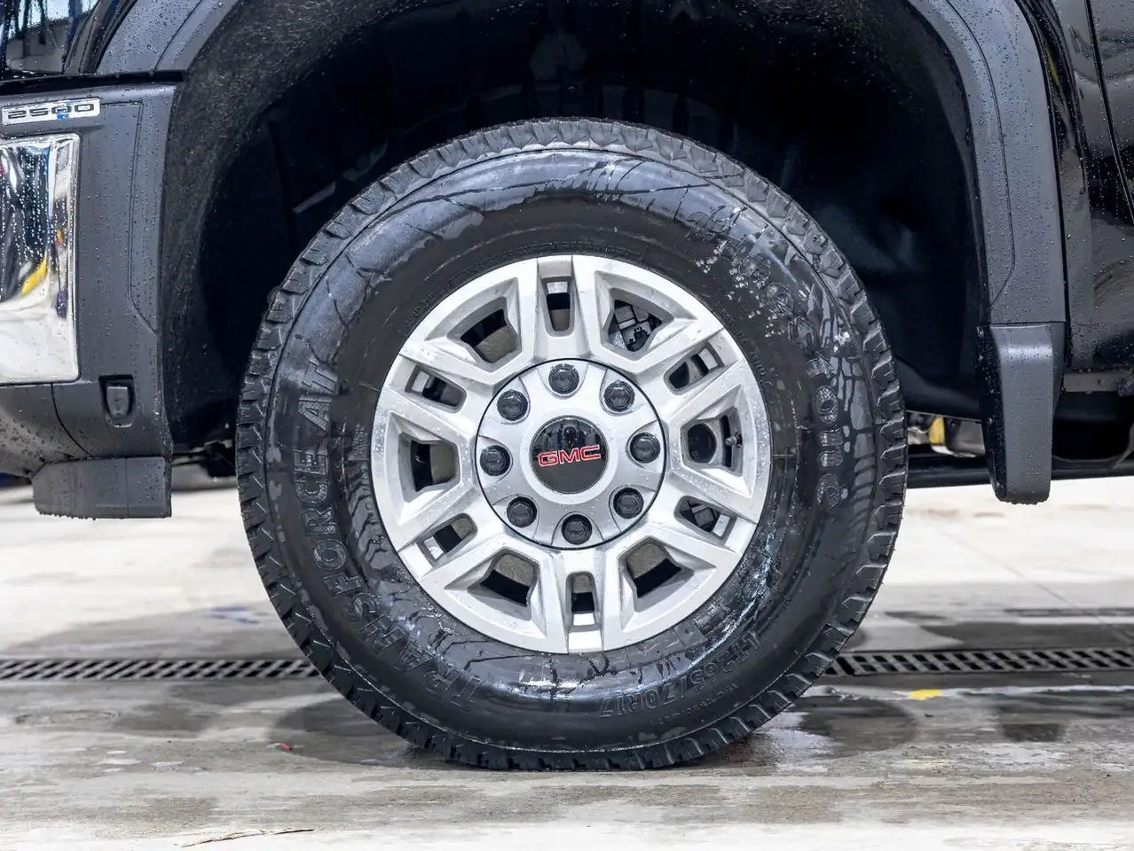 GMC Sierra 2500HD снимка GMC Sierra 2500HD