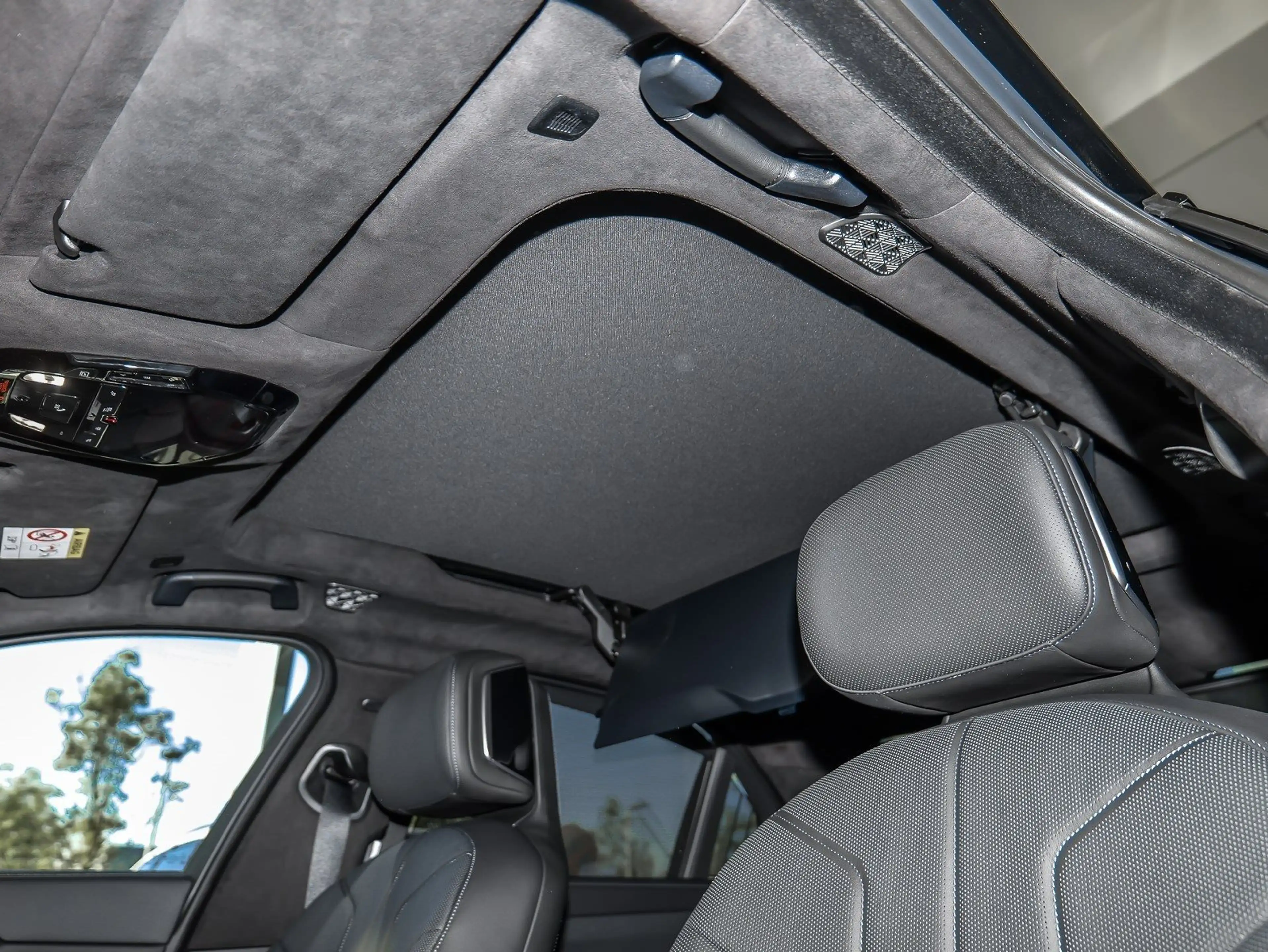 BMW i7 M70 xDrive MSport + Pano + Standh. + B/W + 22" — photo 6