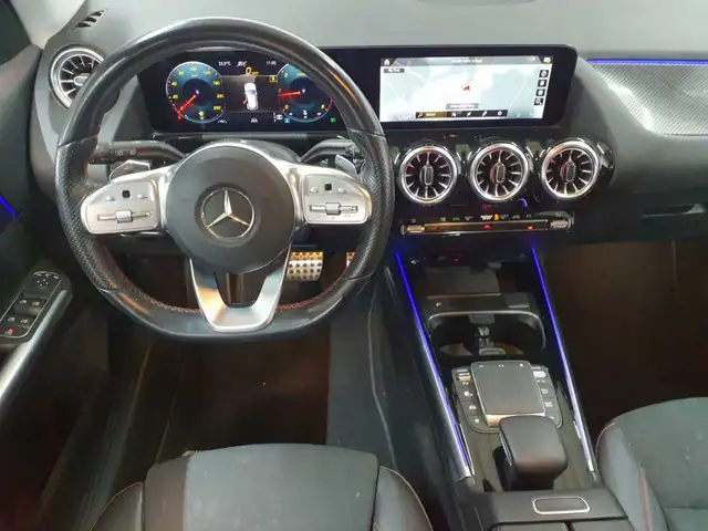 Mercedes-Benz Gla view 9
