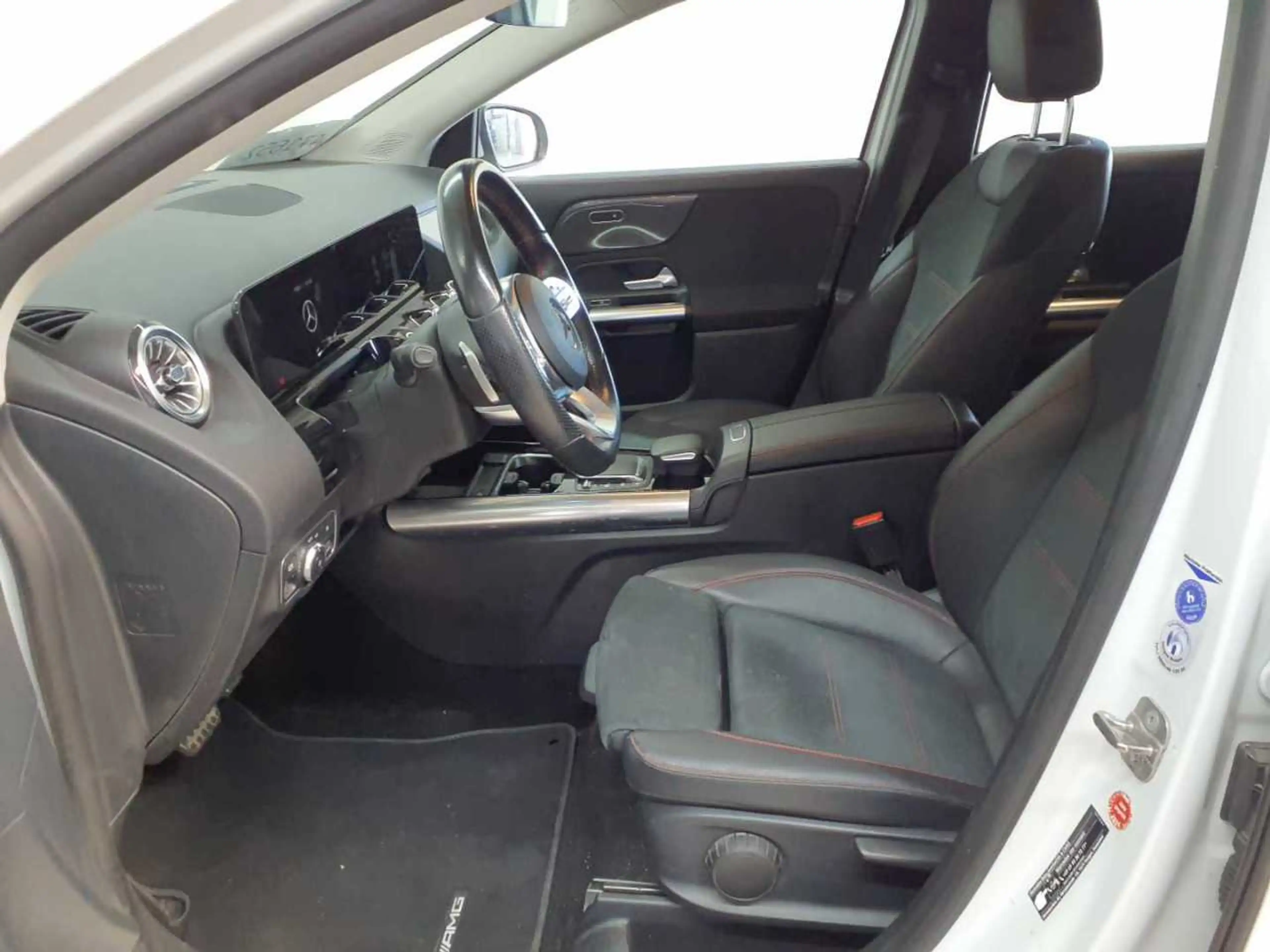 Mercedes-Benz GLA 220 GLA 220 d 8G-AMG AHK BusiP AssiP MBUX — photo 8