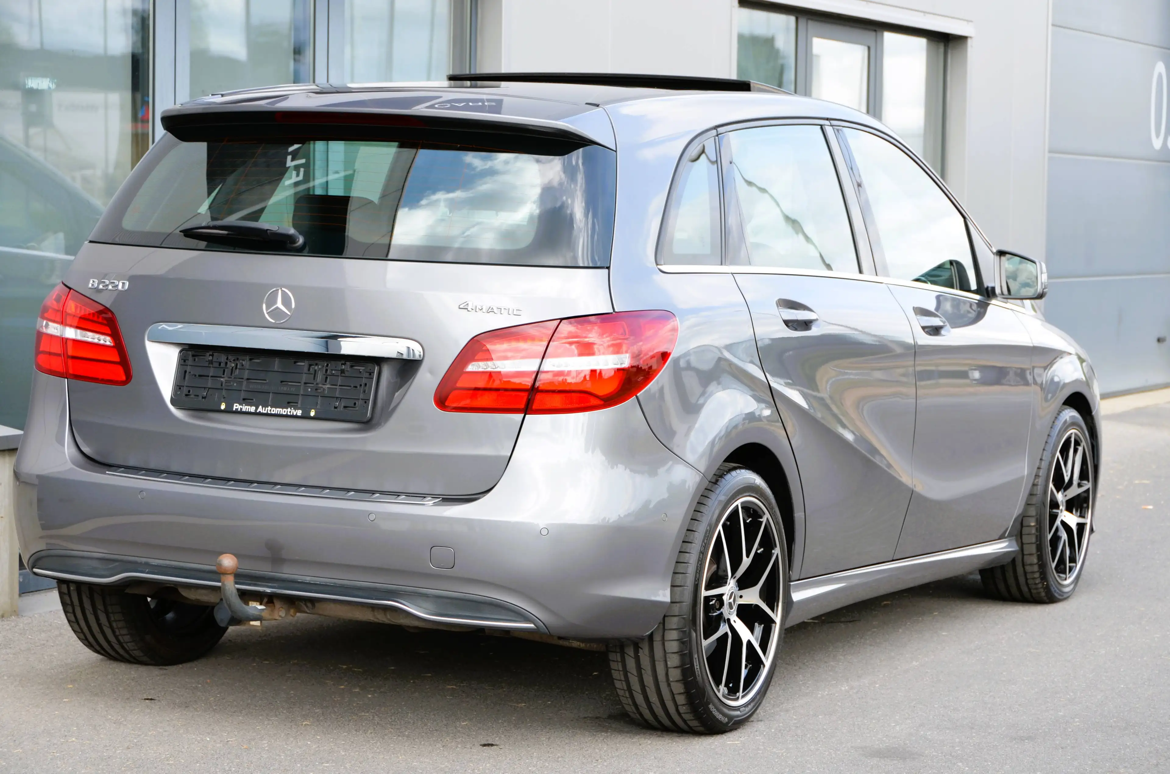 Mercedes-Benz B 220 4-Matic * GPS * PANO * STEPTRONIC * SPORT * LED * TREKHAAK * PDC * — photo 12