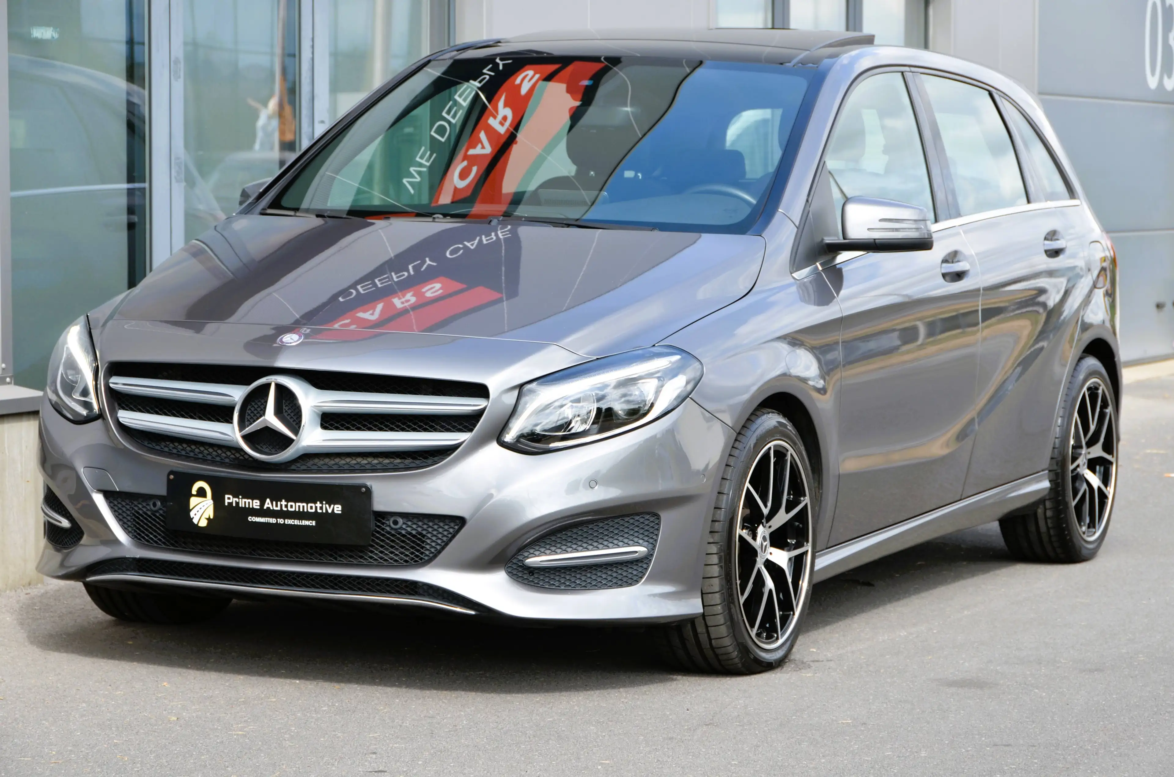 Mercedes-Benz B 220 4-Matic * GPS * PANO * STEPTRONIC * SPORT * LED * TREKHAAK * PDC *