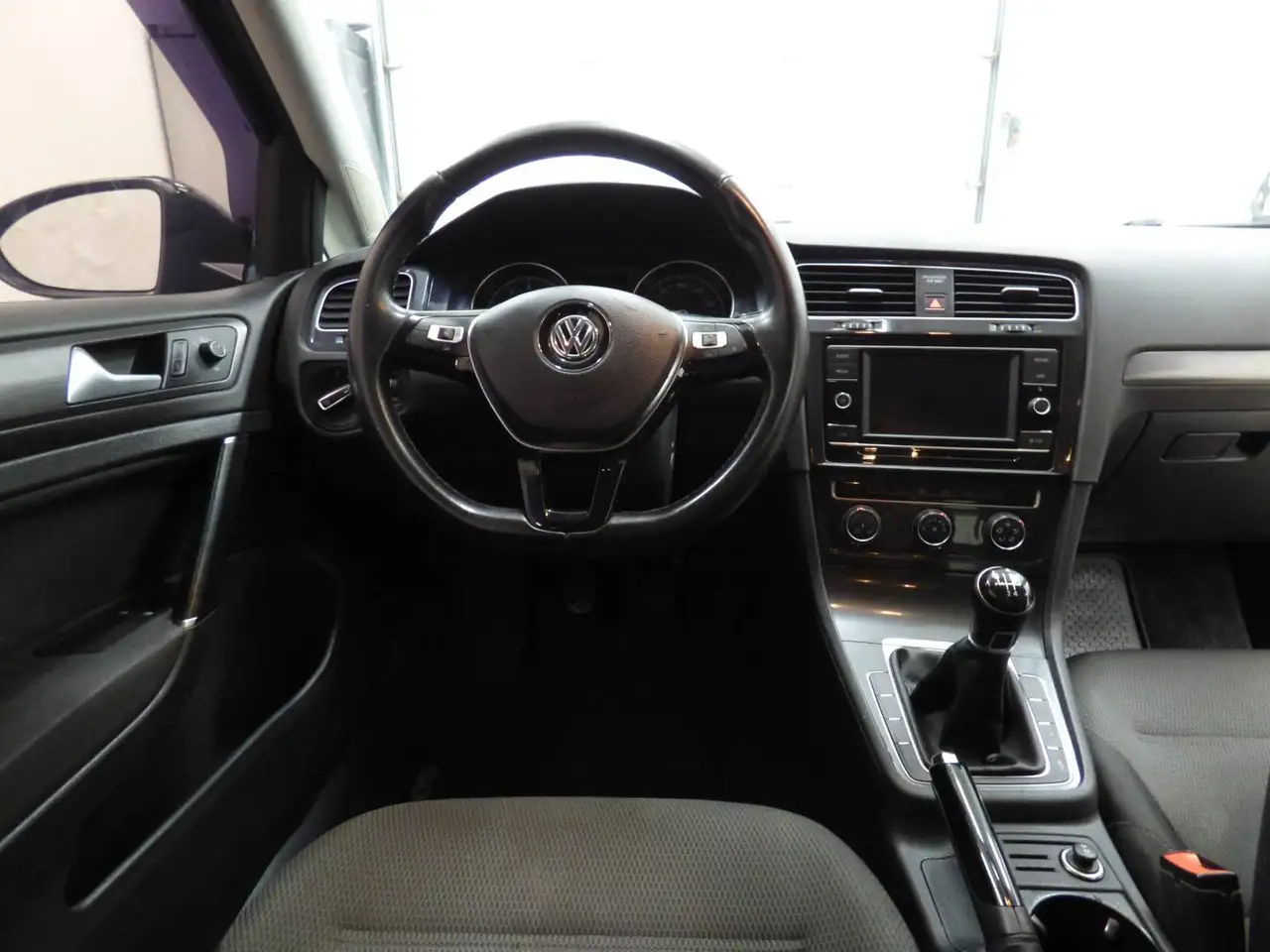 Volkswagen Golf снимка Volkswagen Golf