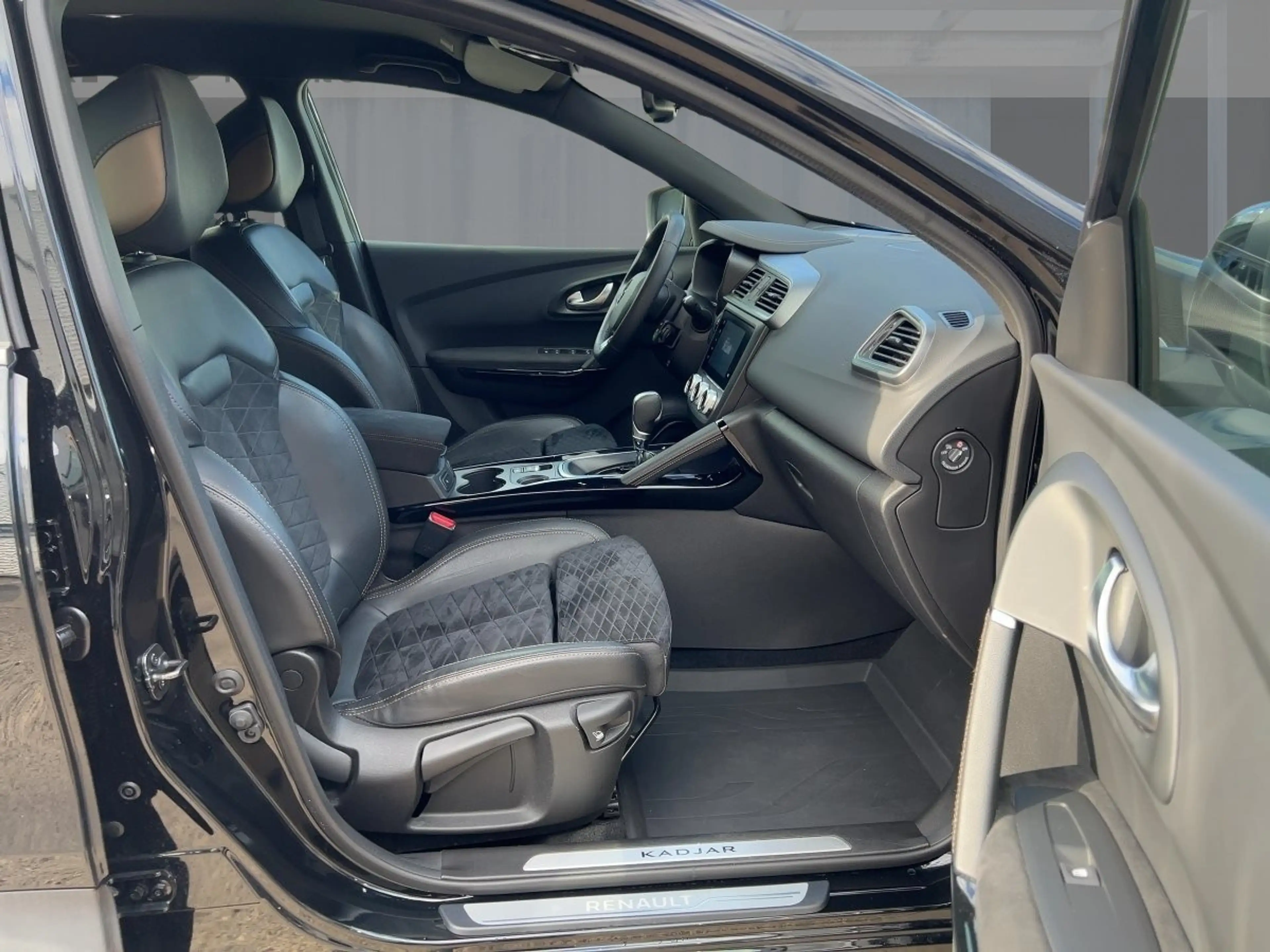 Renault Kadjar 1.3 TCe 160 Black Edition — photo 8
