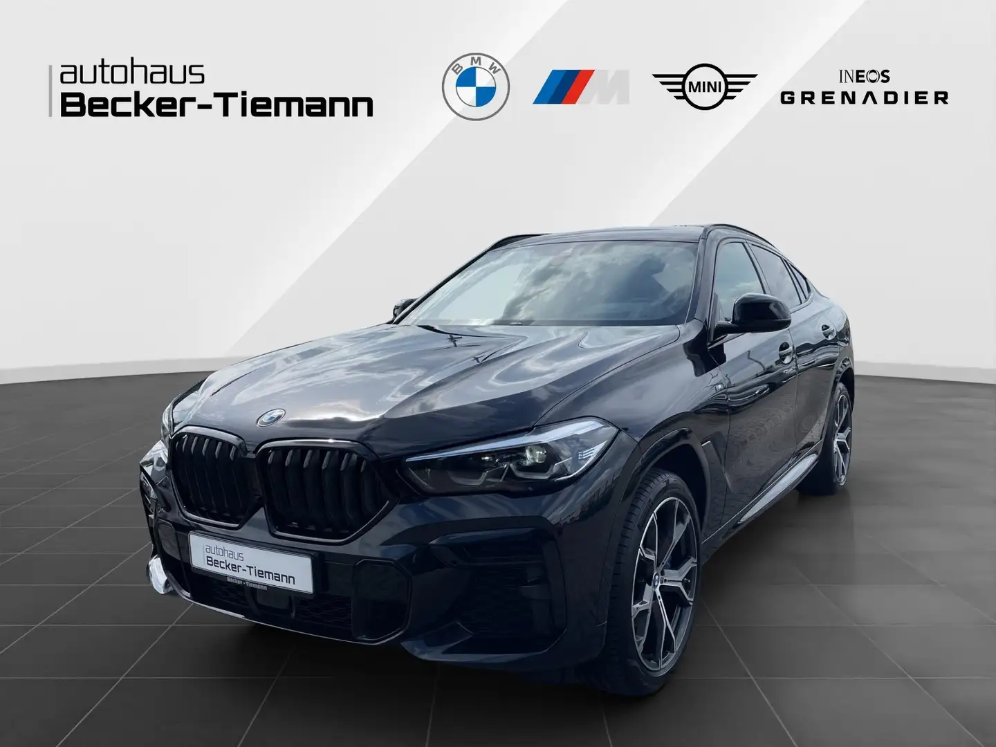 BMW X6 xDrive30d M Sport/IconicGlow/Parking/Head-Up/HK-So Zwart - 1