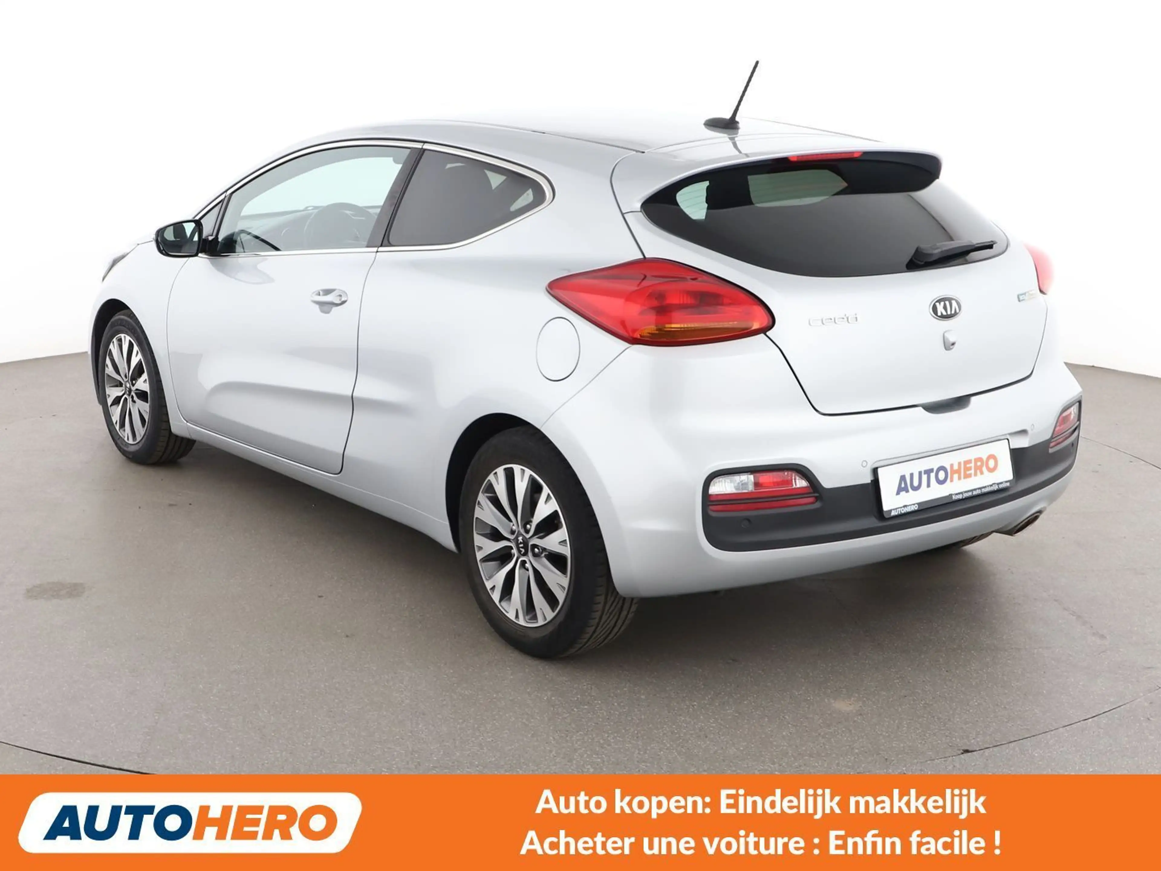 Kia ProCeed / pro_cee'd 1.0 TGDI Concept — photo 4