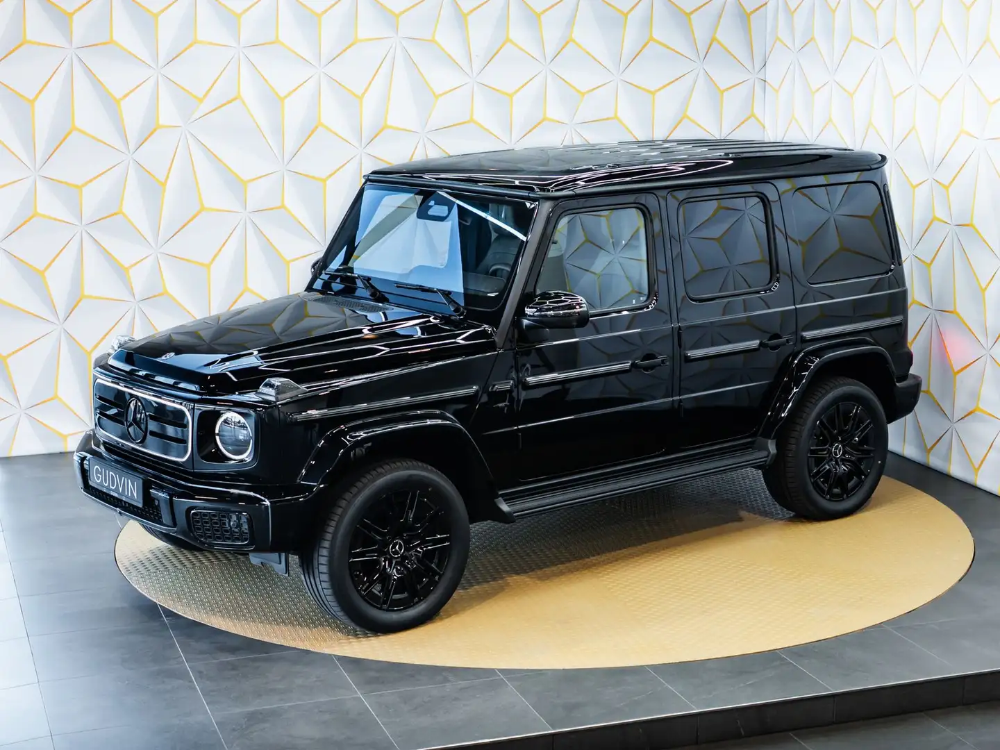 Mercedes-Benz G 580 EQ/MANUFACTUR/CARBON/STOCK Noir - 2