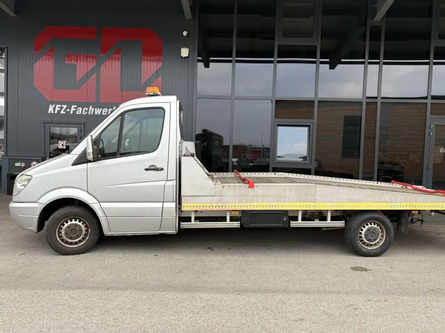 Mercedes-Benz Sprinter 315CDI Abschleppwagen mit Fitzel Aluaufbau Silber - 2
