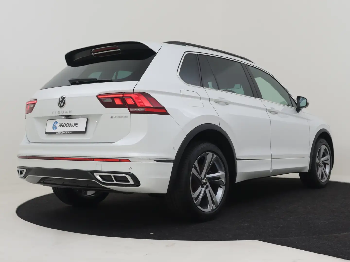 Volkswagen Tiguan 1.4 TSI eHybrid R-Line Business+ 245pk | Head up d Blanc - 2