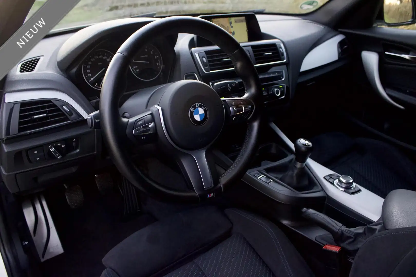 BMW 118 1-serie 118i M Sport | Alcantara - Nieuwstaat! Blanc - 2