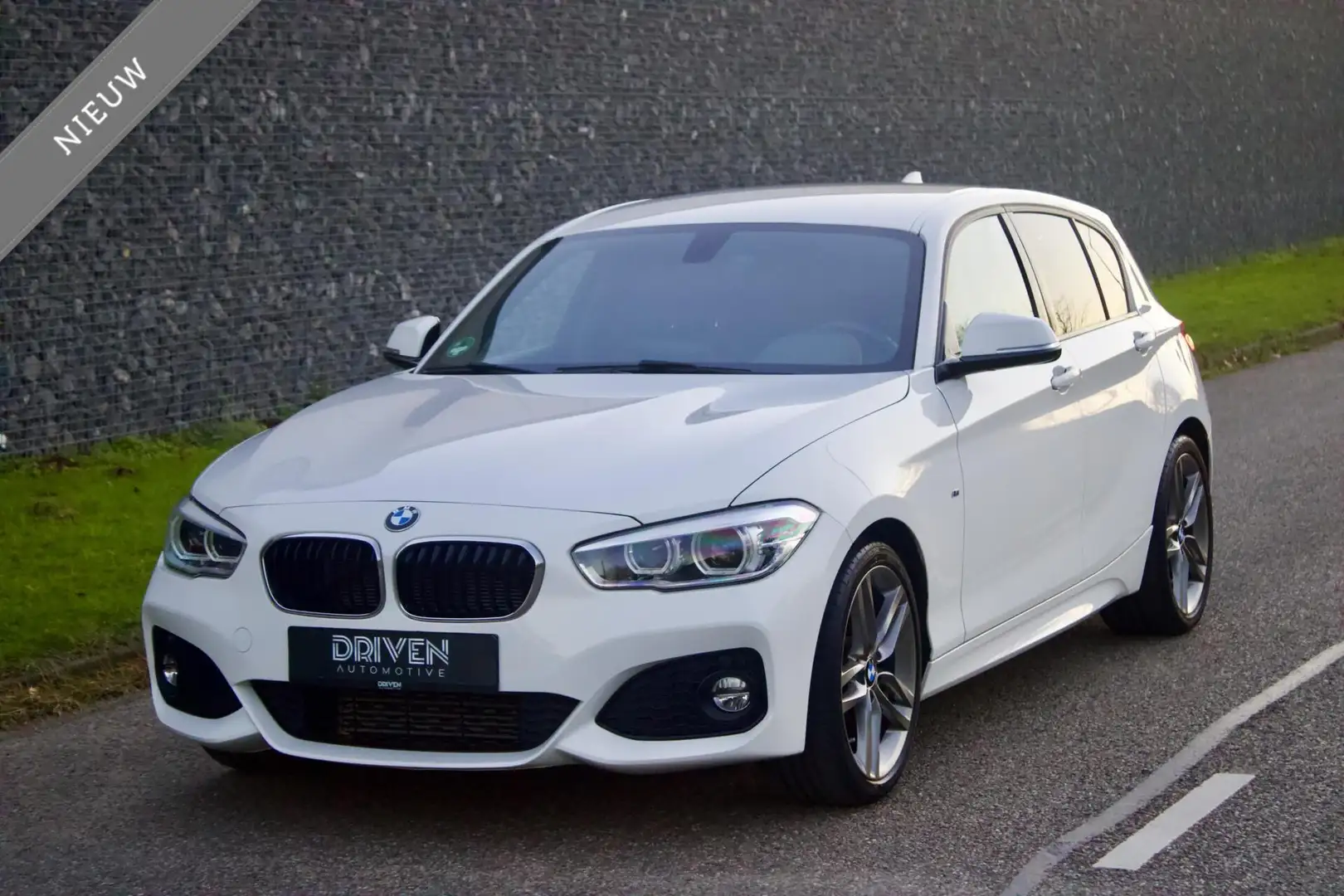 BMW 118 1-serie 118i M Sport | Alcantara - Nieuwstaat! Blanc - 1