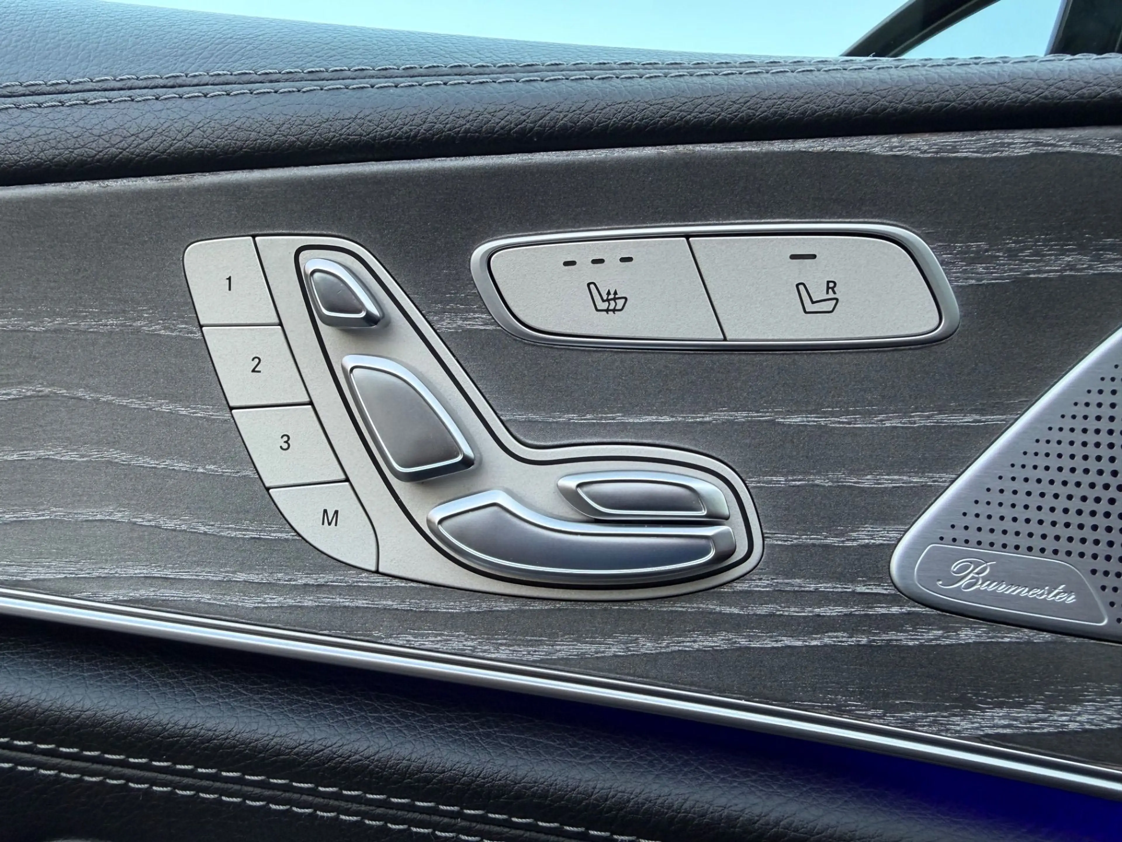 Mercedes-Benz CLS 350 d AMG Line 4Matic  | AIRMATIC | DISTR | BURMESTER — photo 19