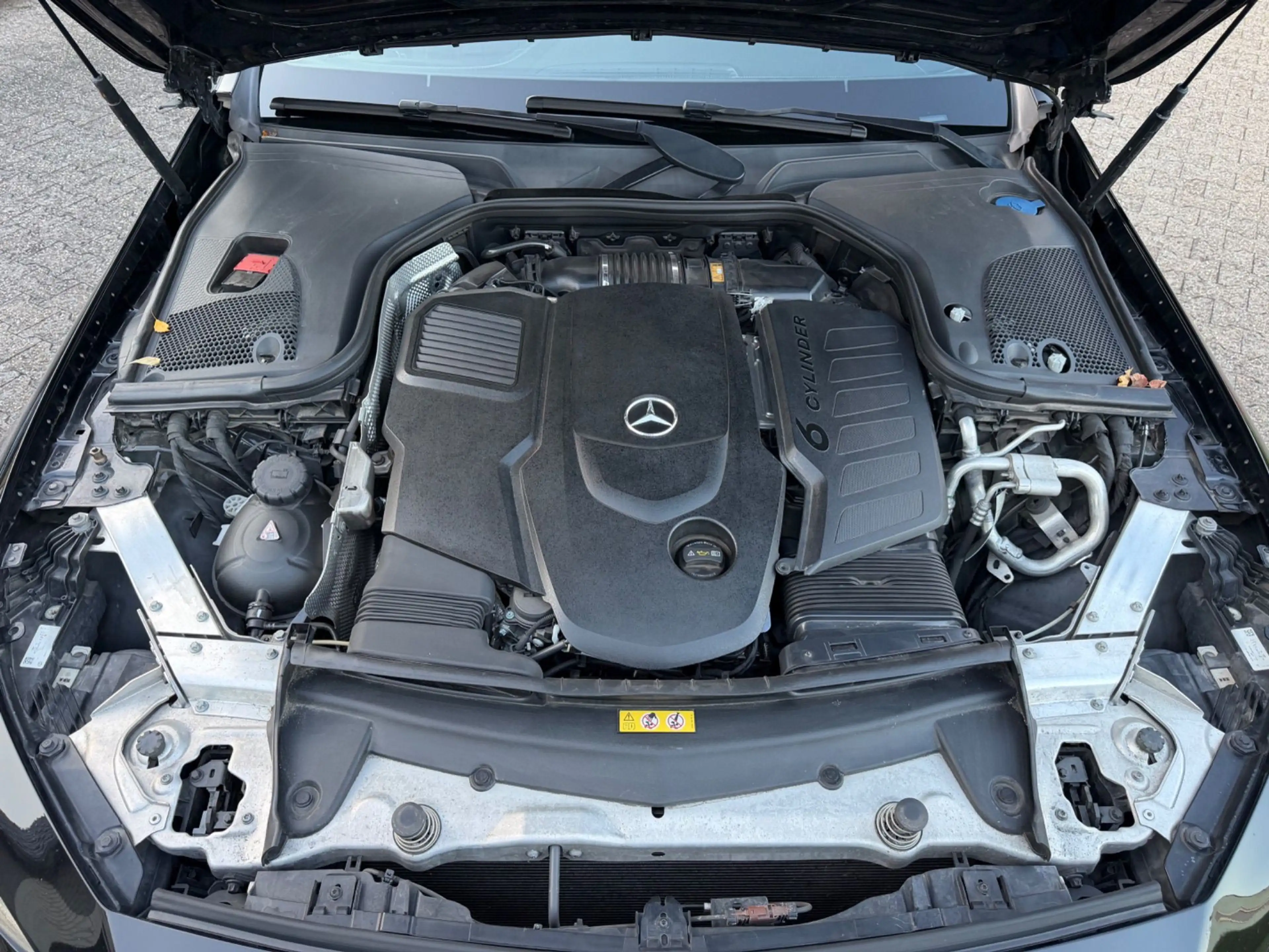 Mercedes-Benz CLS 350 d AMG Line 4Matic  | AIRMATIC | DISTR | BURMESTER — photo 28