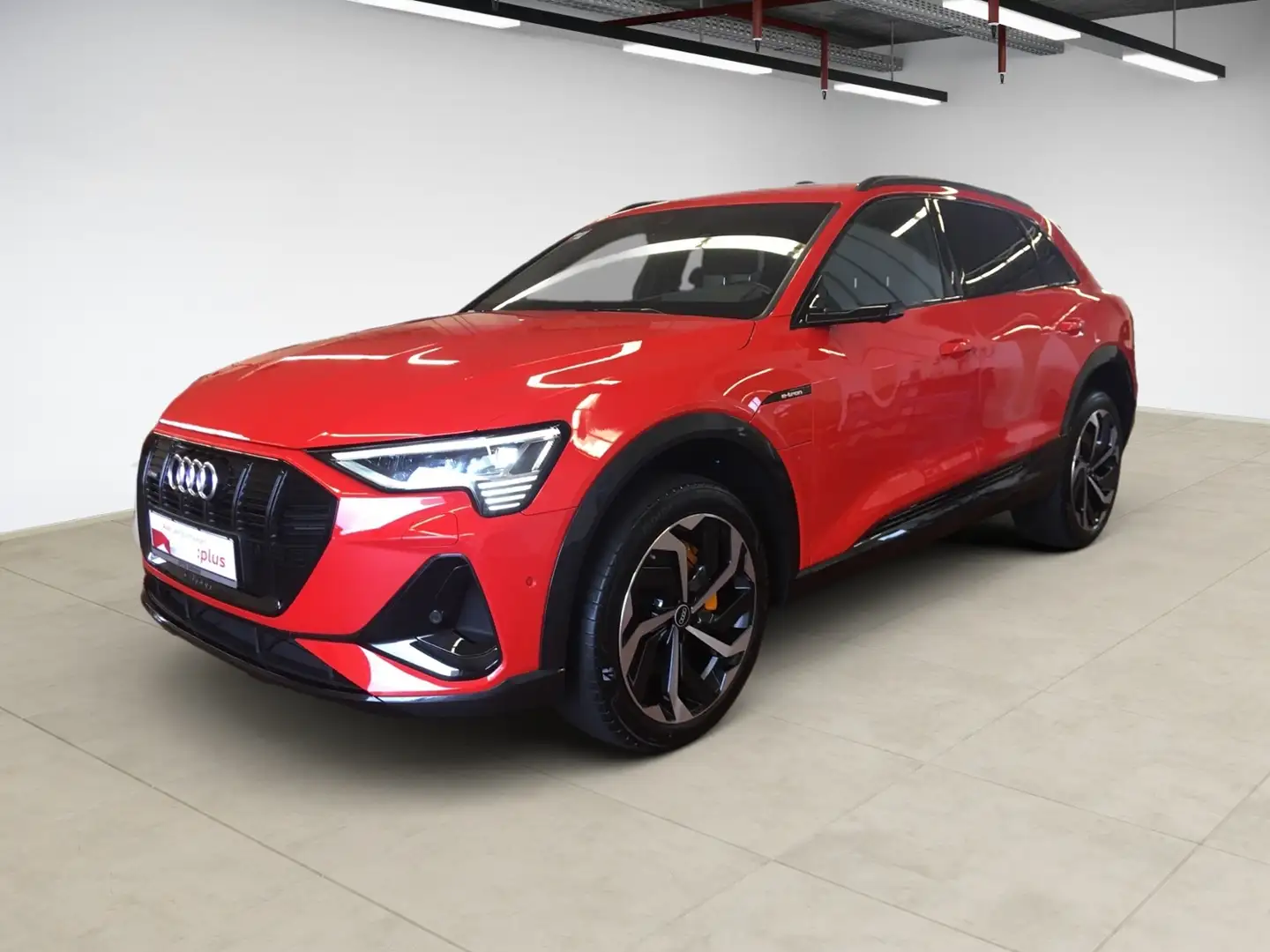 Audi e-tron 55 quattro S line Matrix Rot - 2