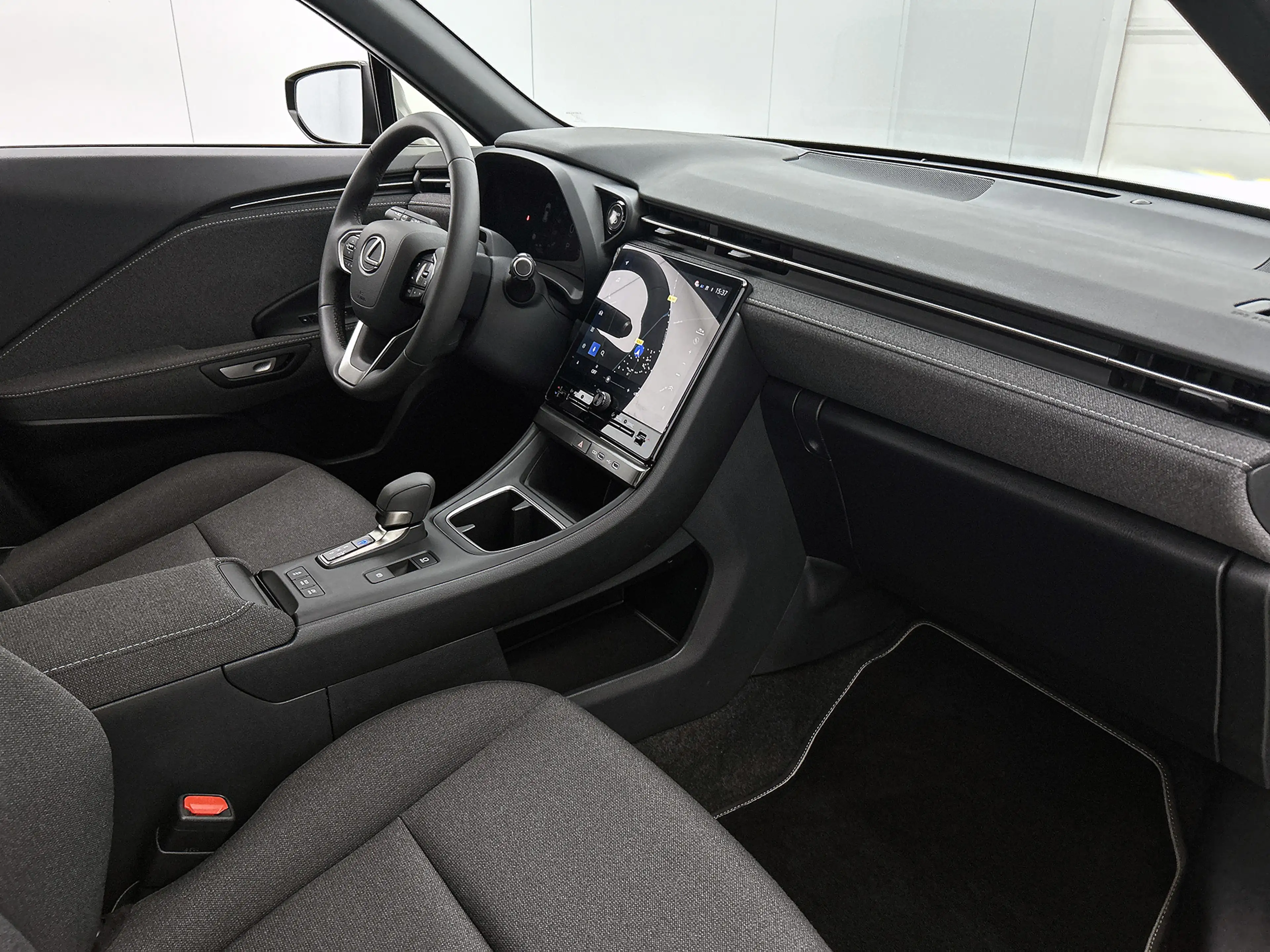 Lexus LBX 2WD | BTW voertuig | Navigatie | Apple CarPlay/And — photo 6