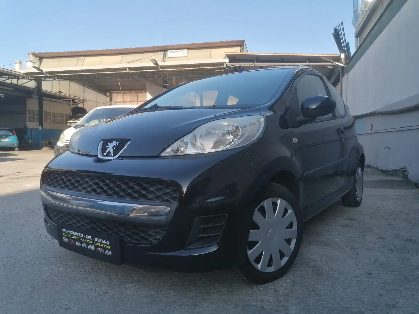 Peugeot 107 1.0 12v Access (desir) 3p FL - 1