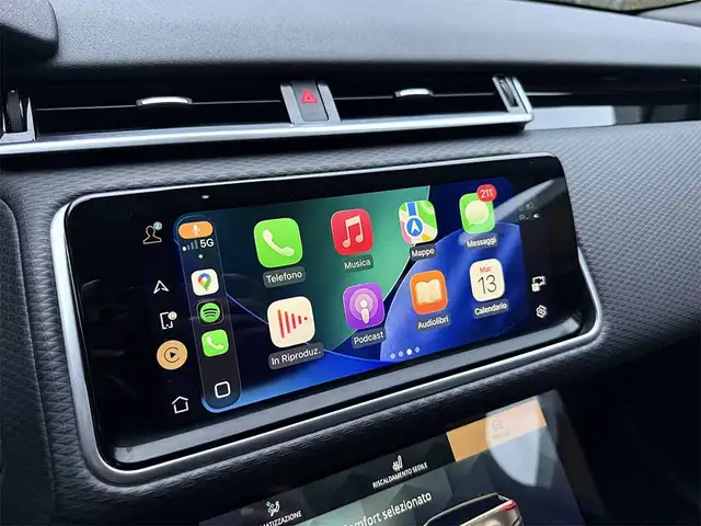 Land Rover Range Rover Velar view 16