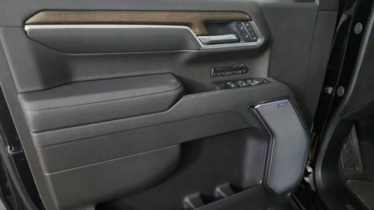 Chevrolet Silverado 1500 снимка Chevrolet Silverado 1500