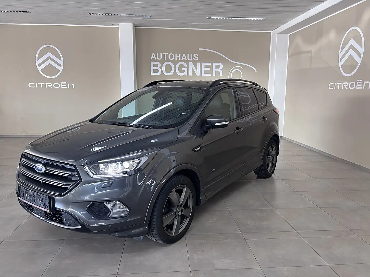 Ford Kuga 2,0 TDCi ST-Line Start/Stop Powershift Aut. AWD... Grau - 1