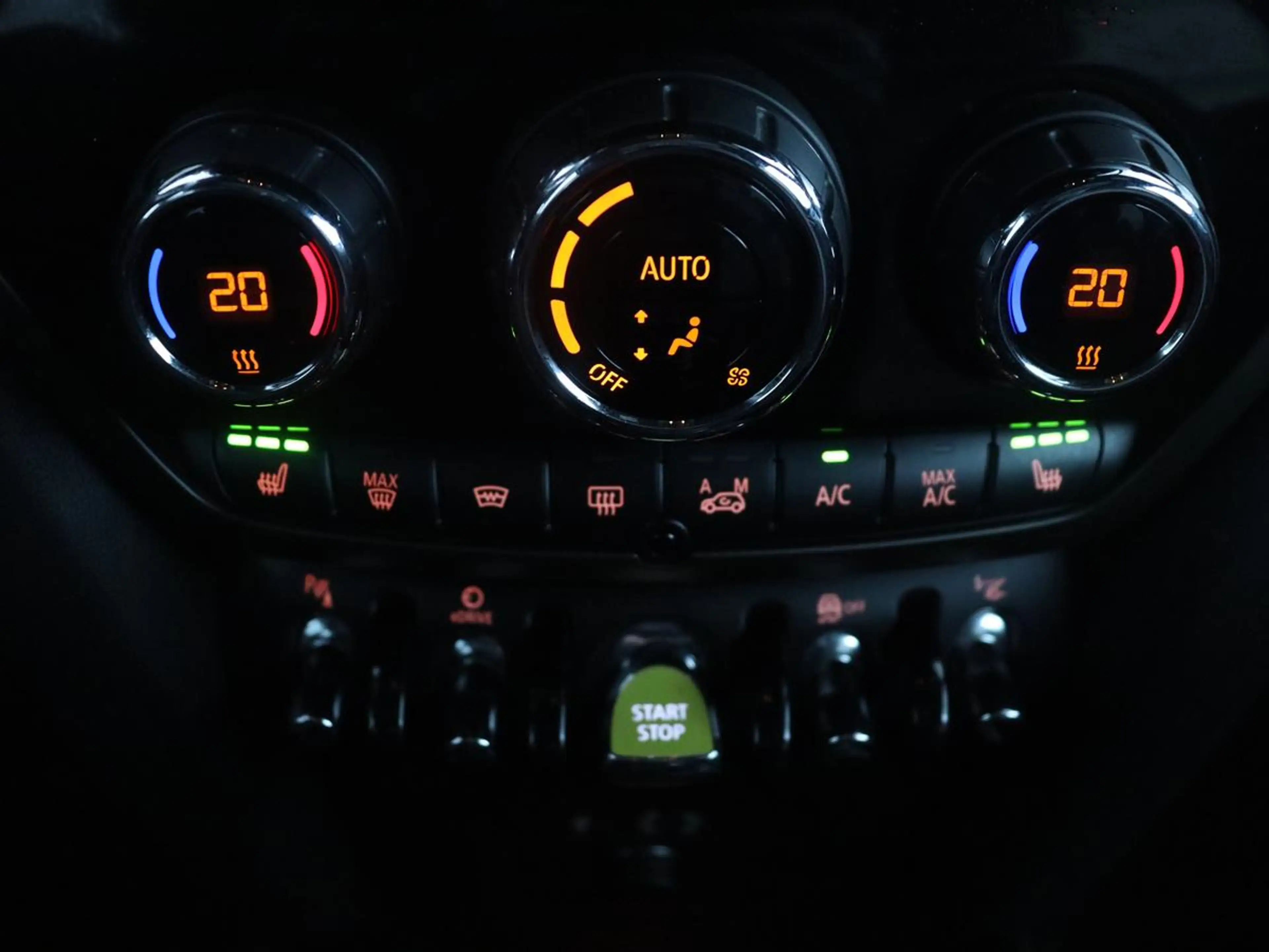 MINI Cooper SE Countryman 1.5 ALL4 Chili | Panoramadak | Half leder | Cruise — photo 35