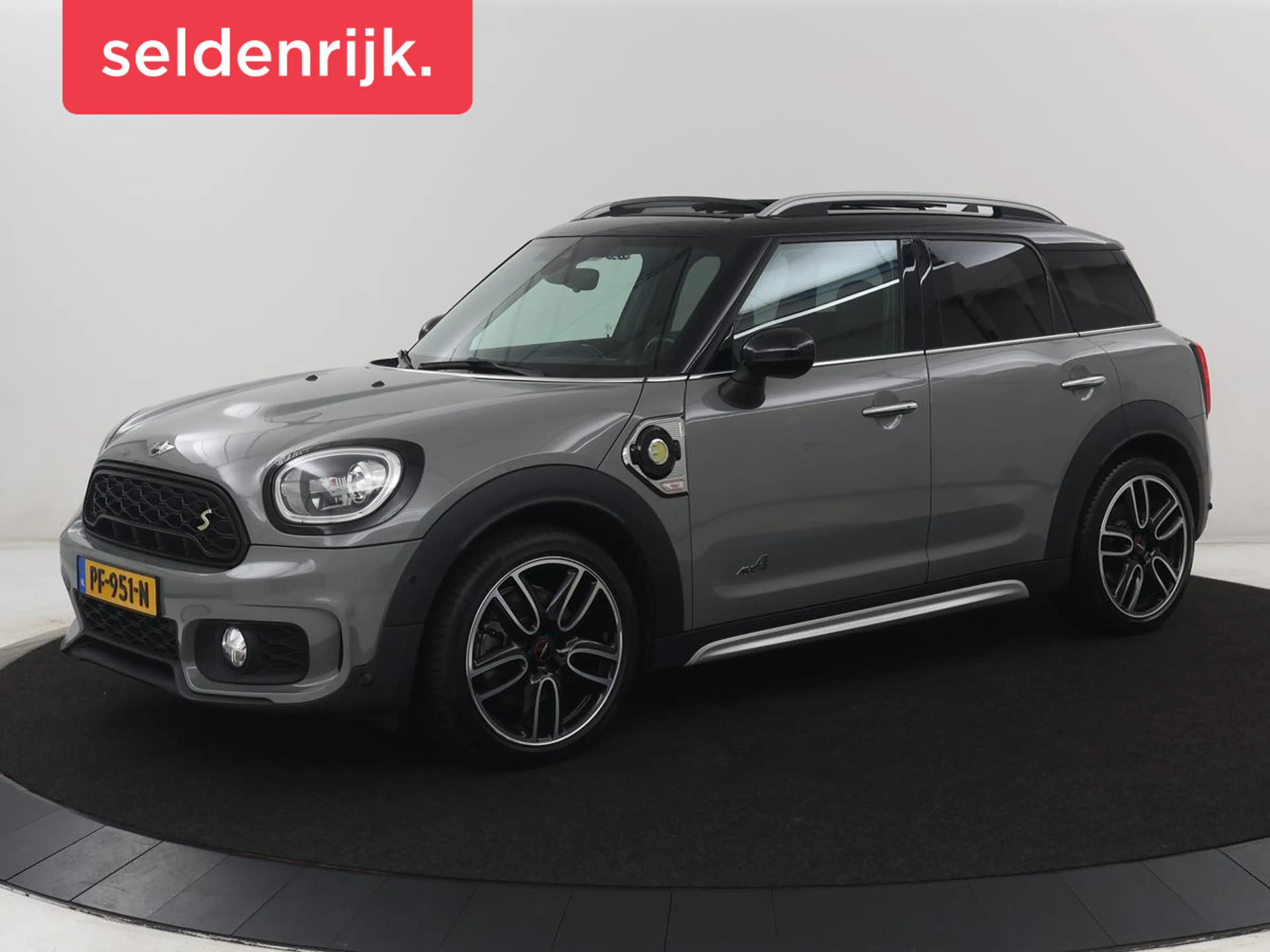 MINI Cooper SE Countryman 1.5 ALL4 Chili | Panoramadak | Half leder | Cruise