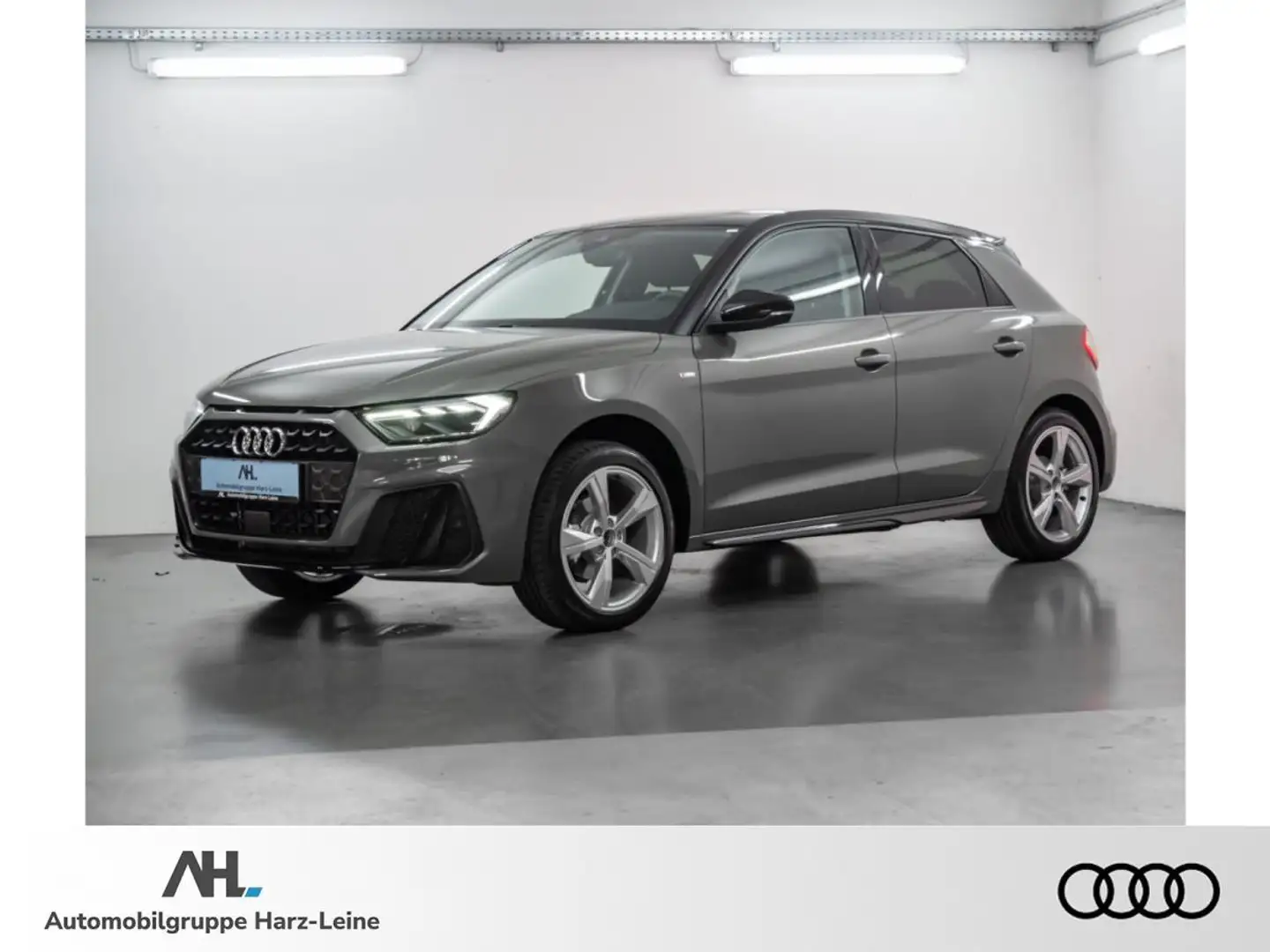 Audi A1 Sportback S line 30 TFSI 85(116) kW(PS) S tronic Grau - 1