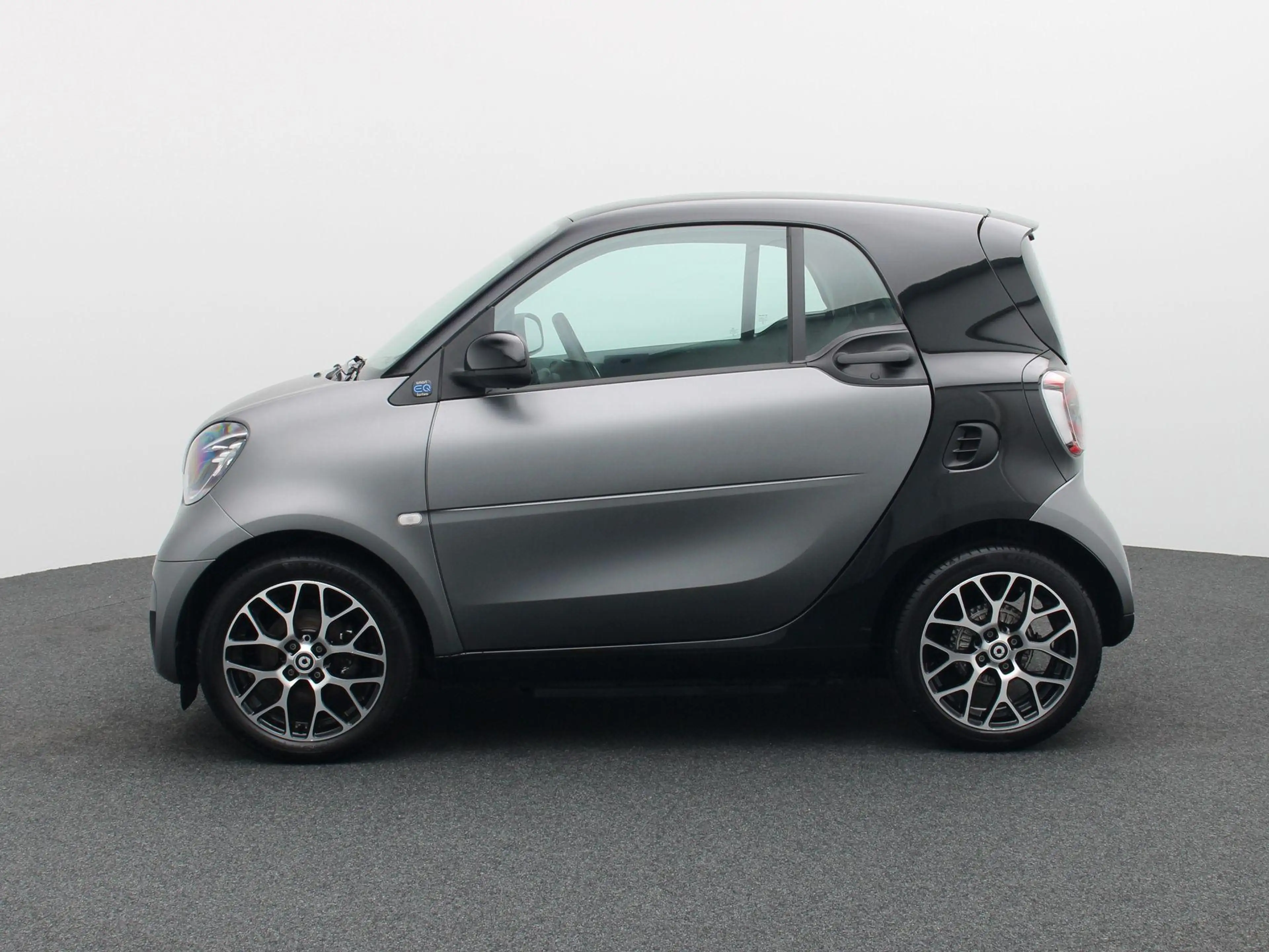 smart forTwo coupé EQ Comfort — photo 4