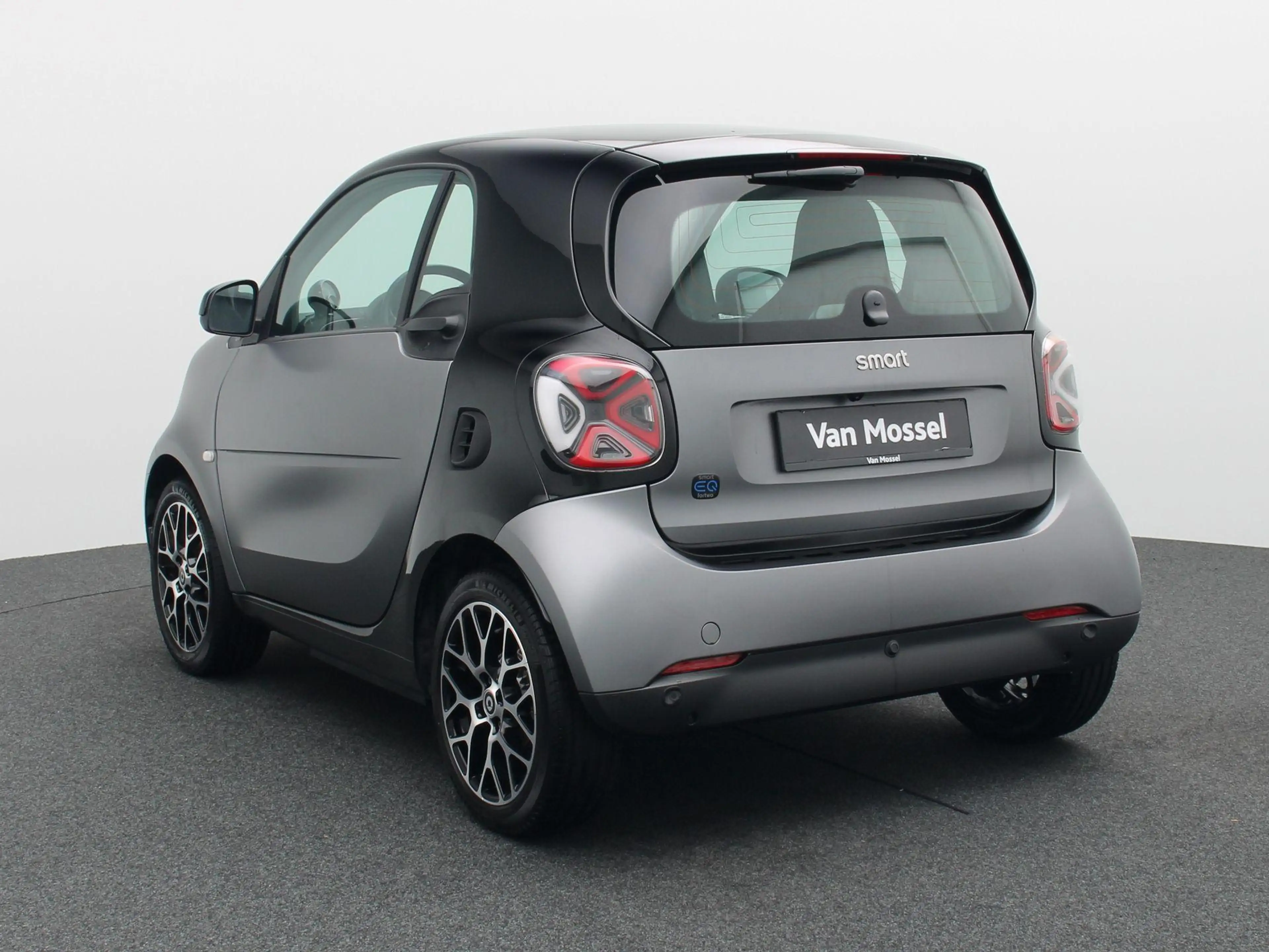 smart forTwo coupé EQ Comfort — photo 2