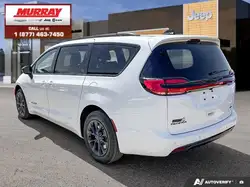 Chrysler Pacifica 2026