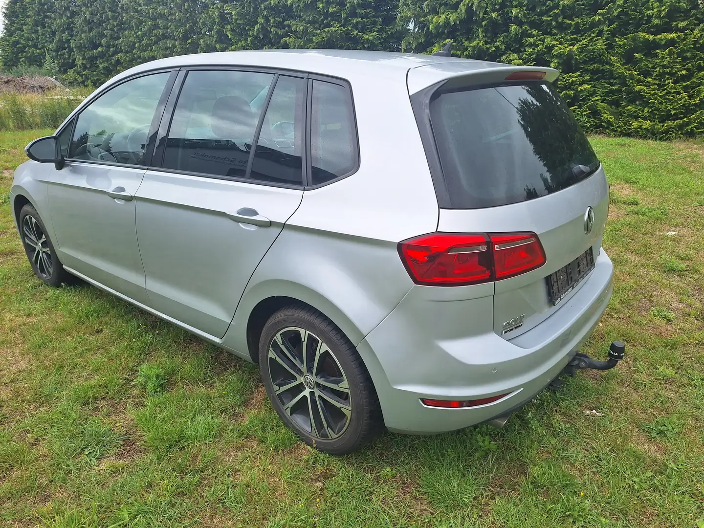 Volkswagen Golf Sportsvan 1.2 TSI (BlueMotion Technology) Comfortline Silber - 2