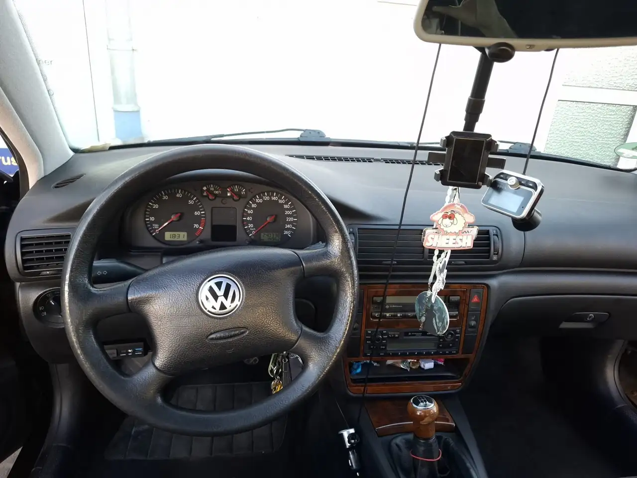 Volkswagen Passat 1.6, foto 10