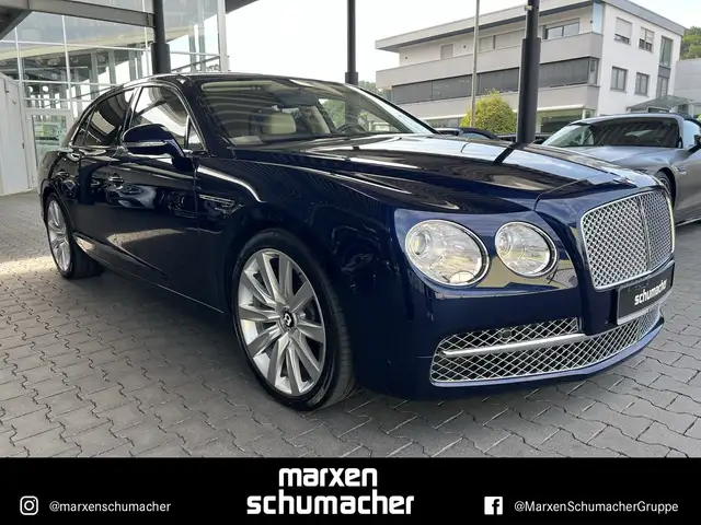 Bentley Flying Spur view 3