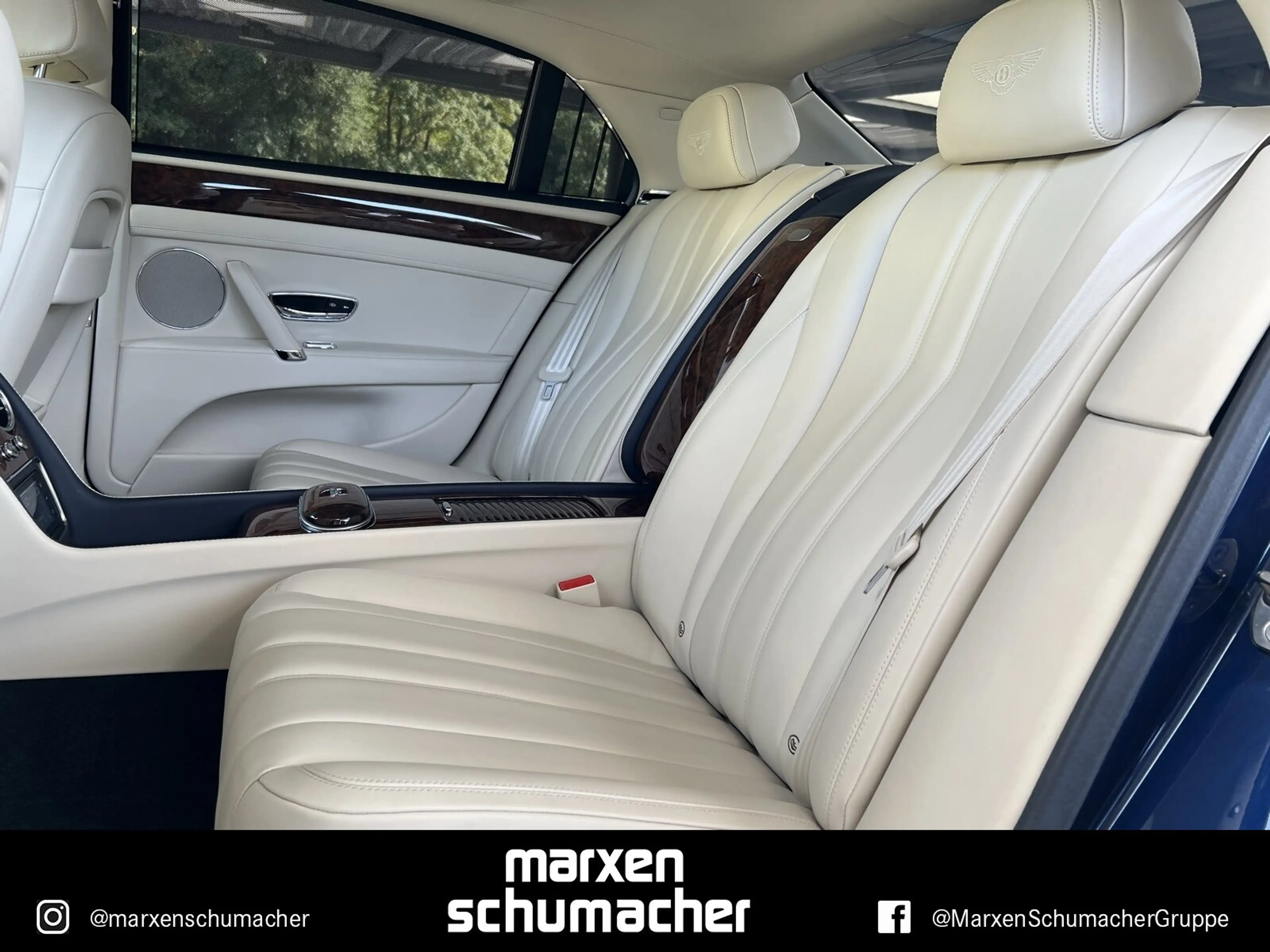Bentley Flying Spur Flying Spur W12 — photo 12