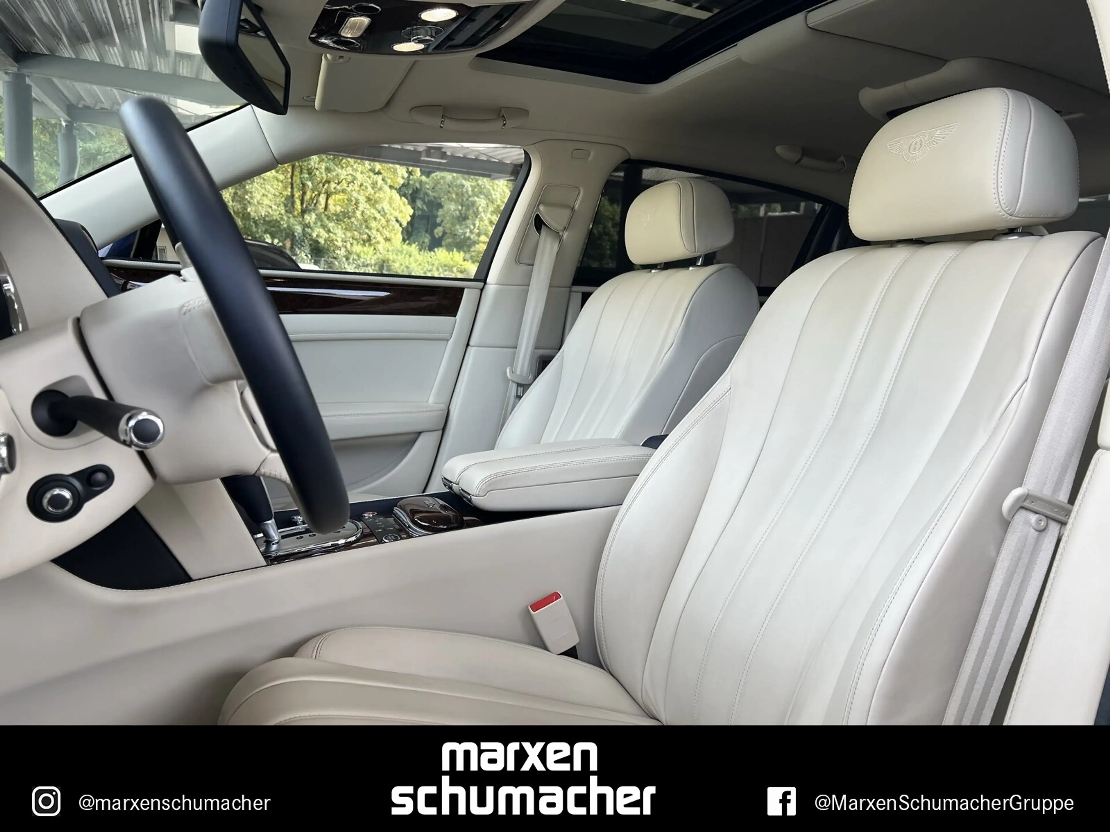 Bentley Flying Spur Flying Spur W12 — photo 9