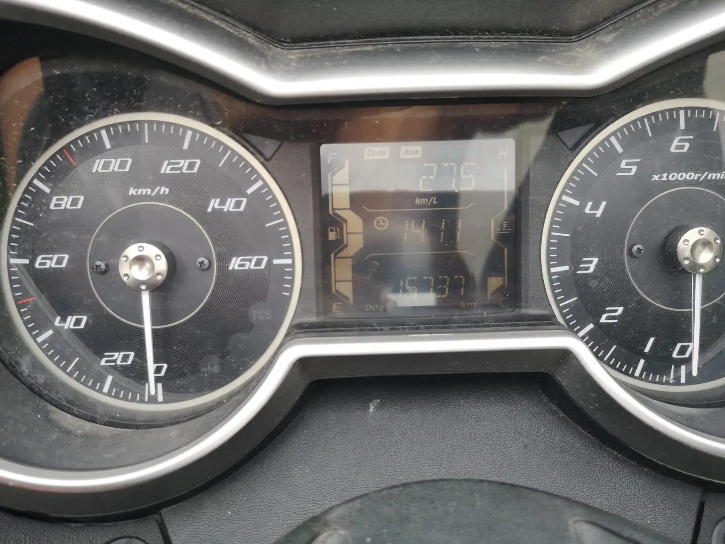 Yamaha X-Max 300 neue Inspektion, Tüv, wenig Kilometer - 2
