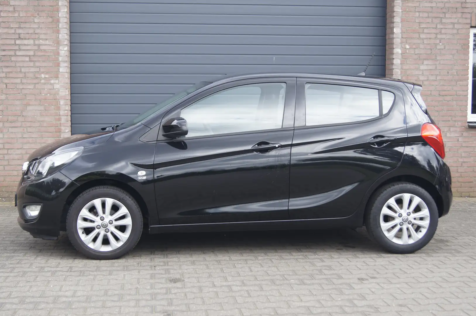 Opel Karl 1.0 120 Jaar Edition Zwart - 2
