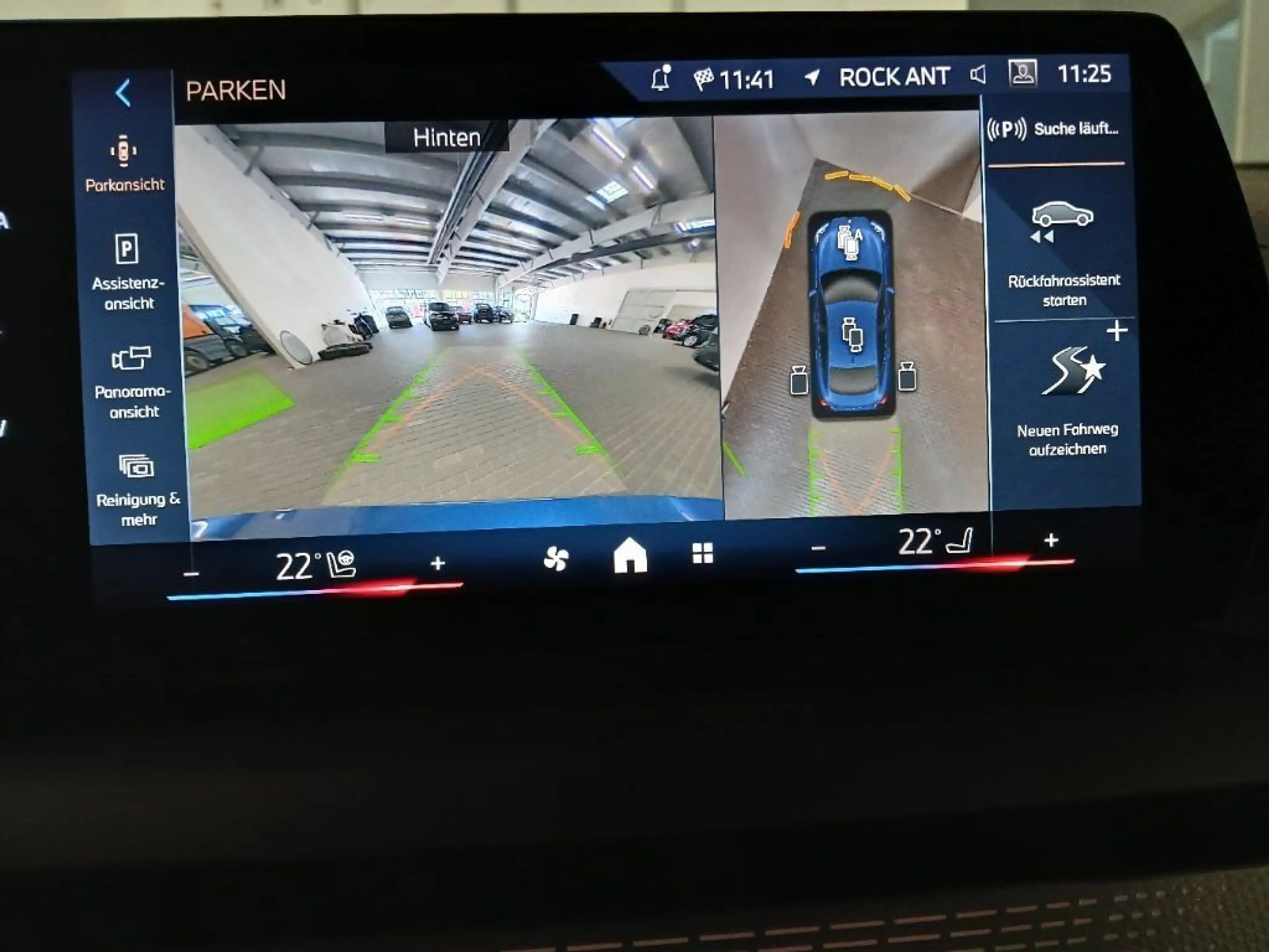 BMW 220 220i M Sport 360°CAM/SPUR/HUD/H-KARDON — photo 12