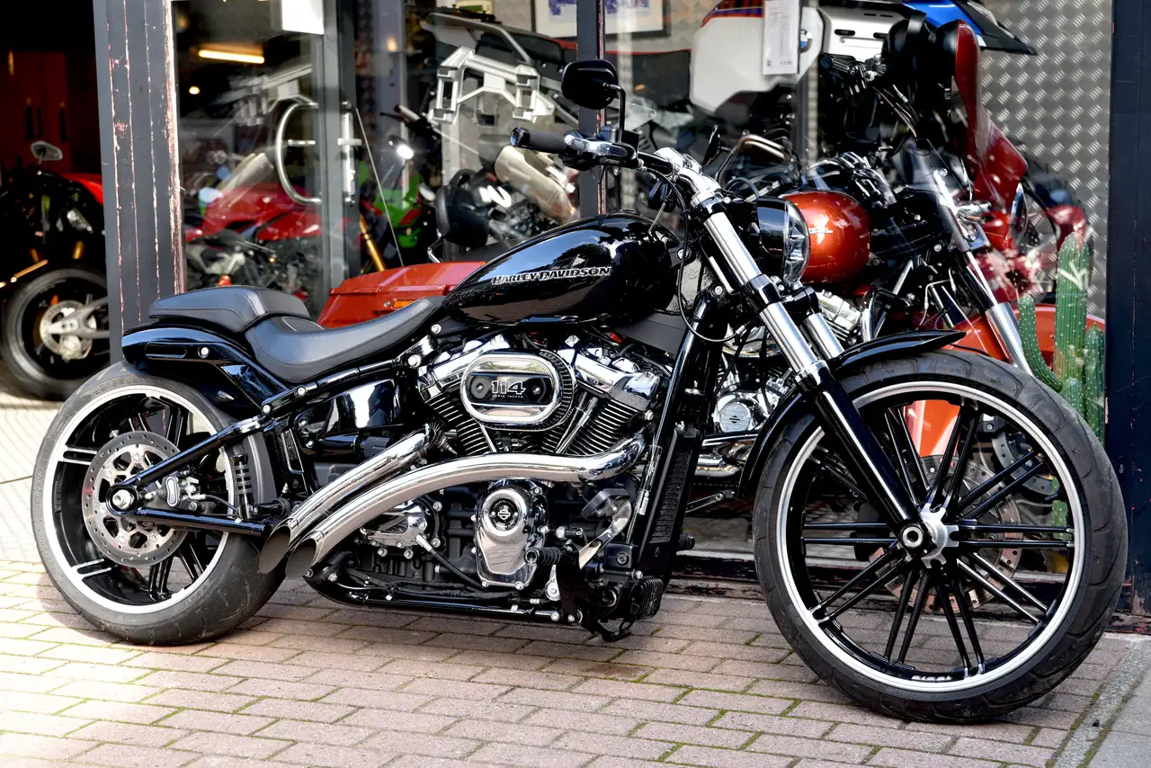 Harley-Davidson Breakout
